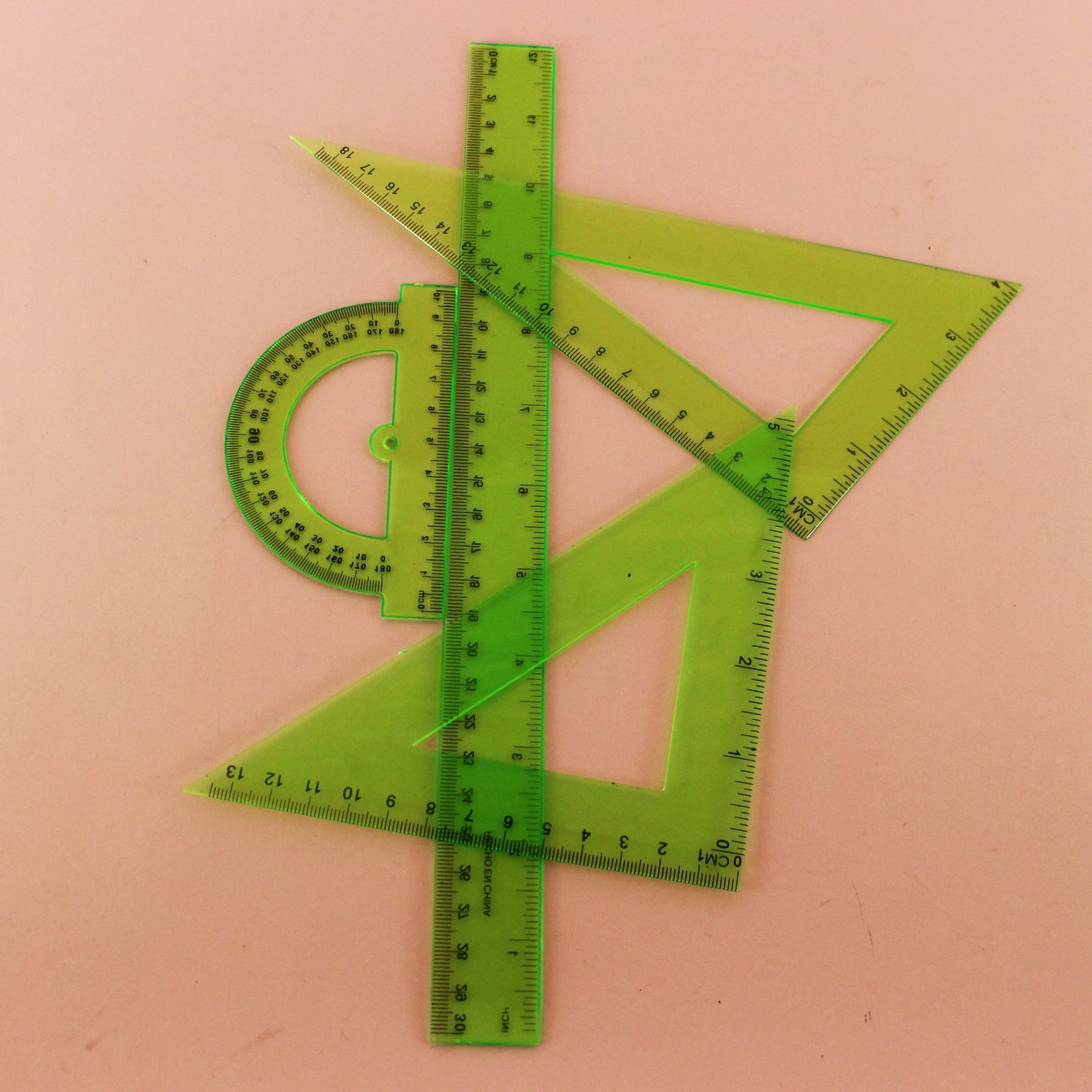 Juego geométrico reglas x4 piezas