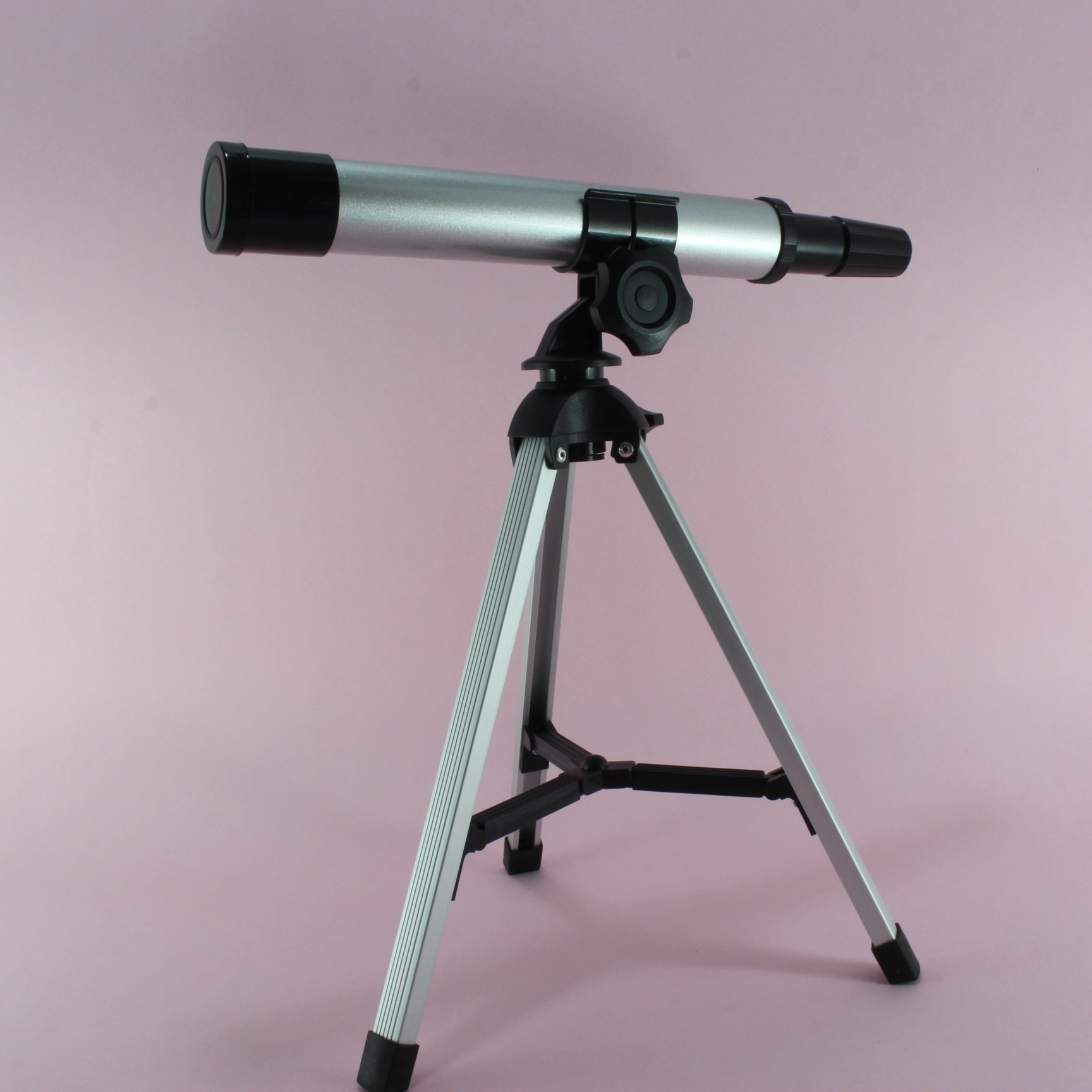 Telescopio de trípode modelo 30F300