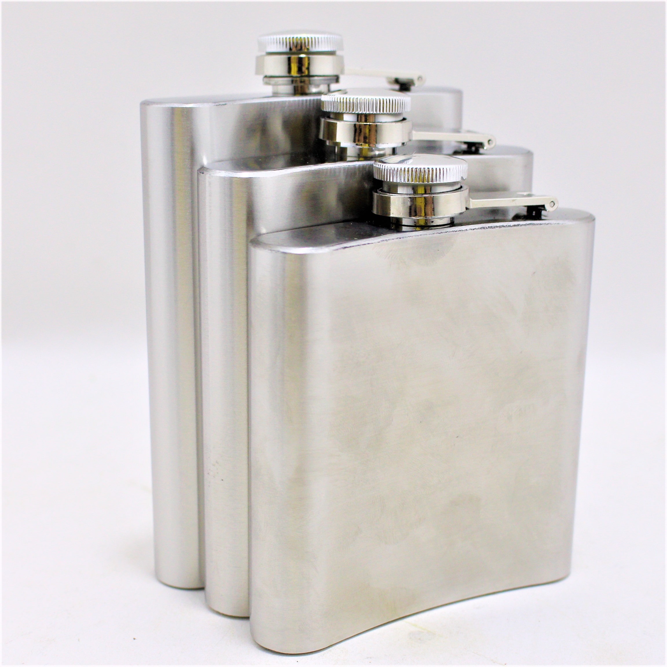 Miniatura 2 de Licorera metalica de 6OZ