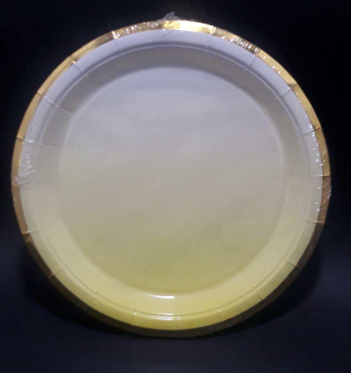 PLATO AMARILLO BORDE DORADO DESVANESIDO