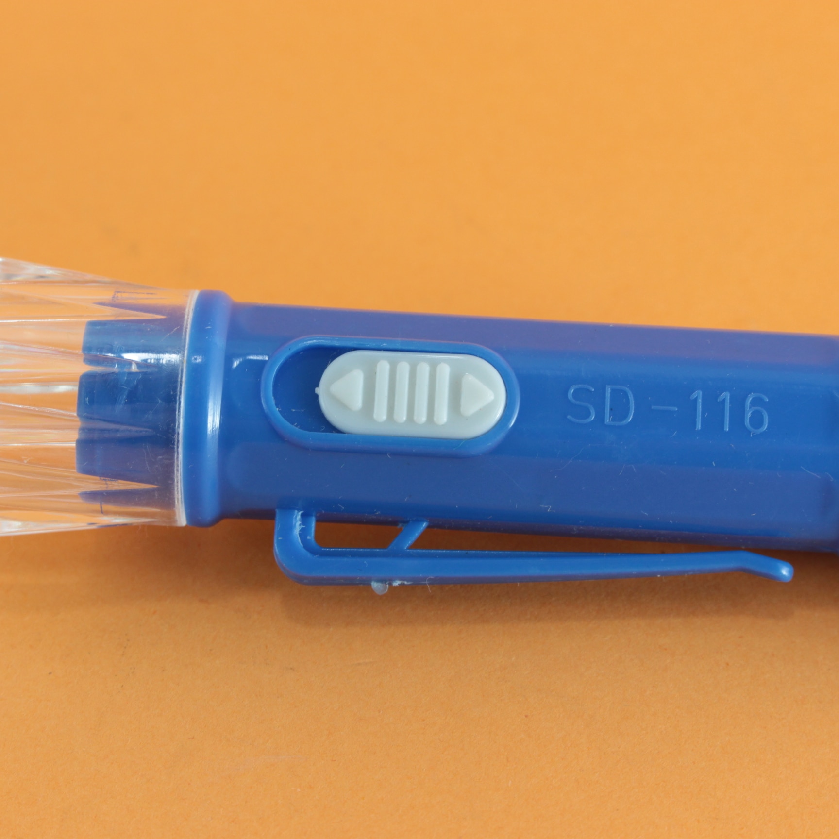 Miniatura 3 de Linterna pequeña led con pasador