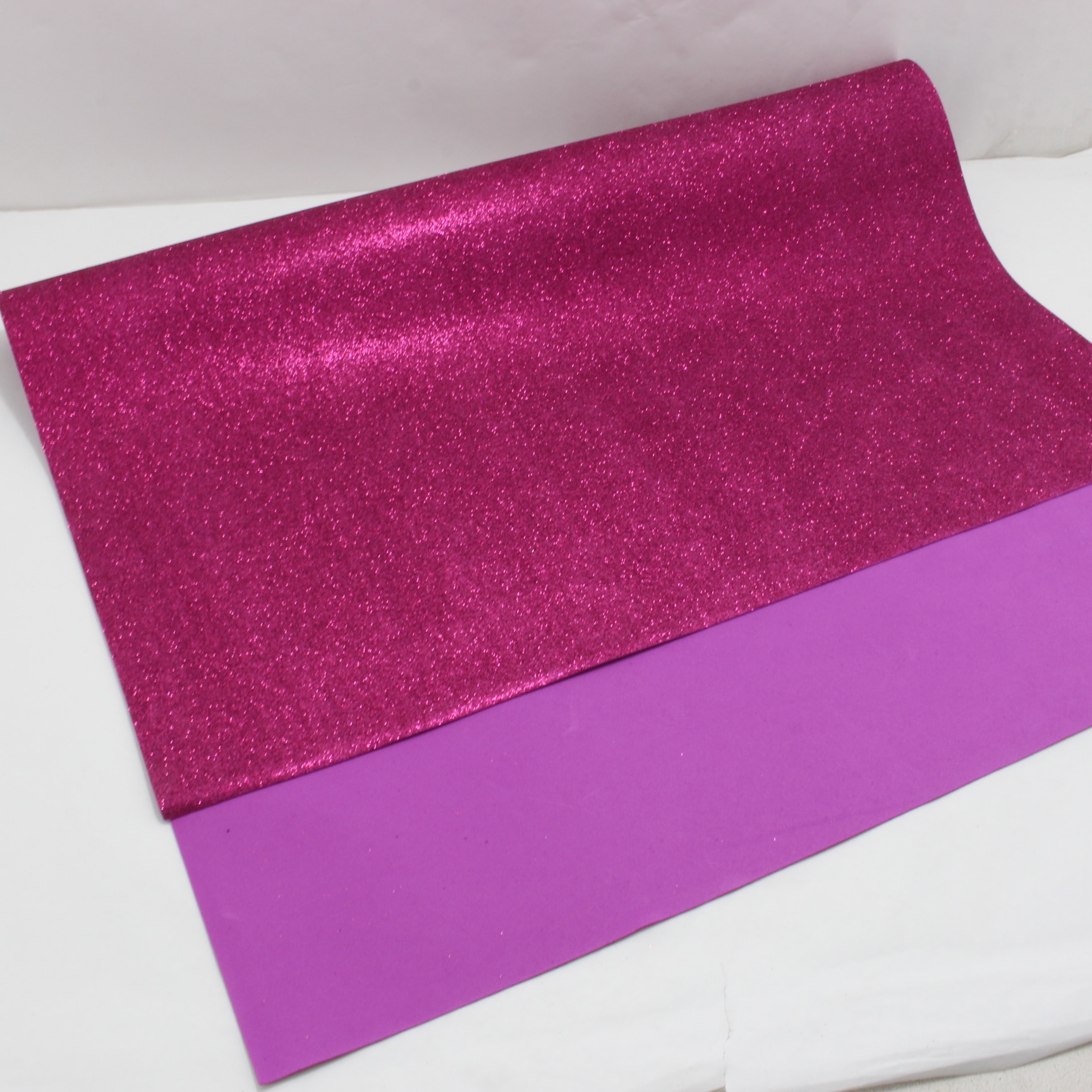 PLIEGO FOMMY ESCARCHADO FUCSIA 70X100CM