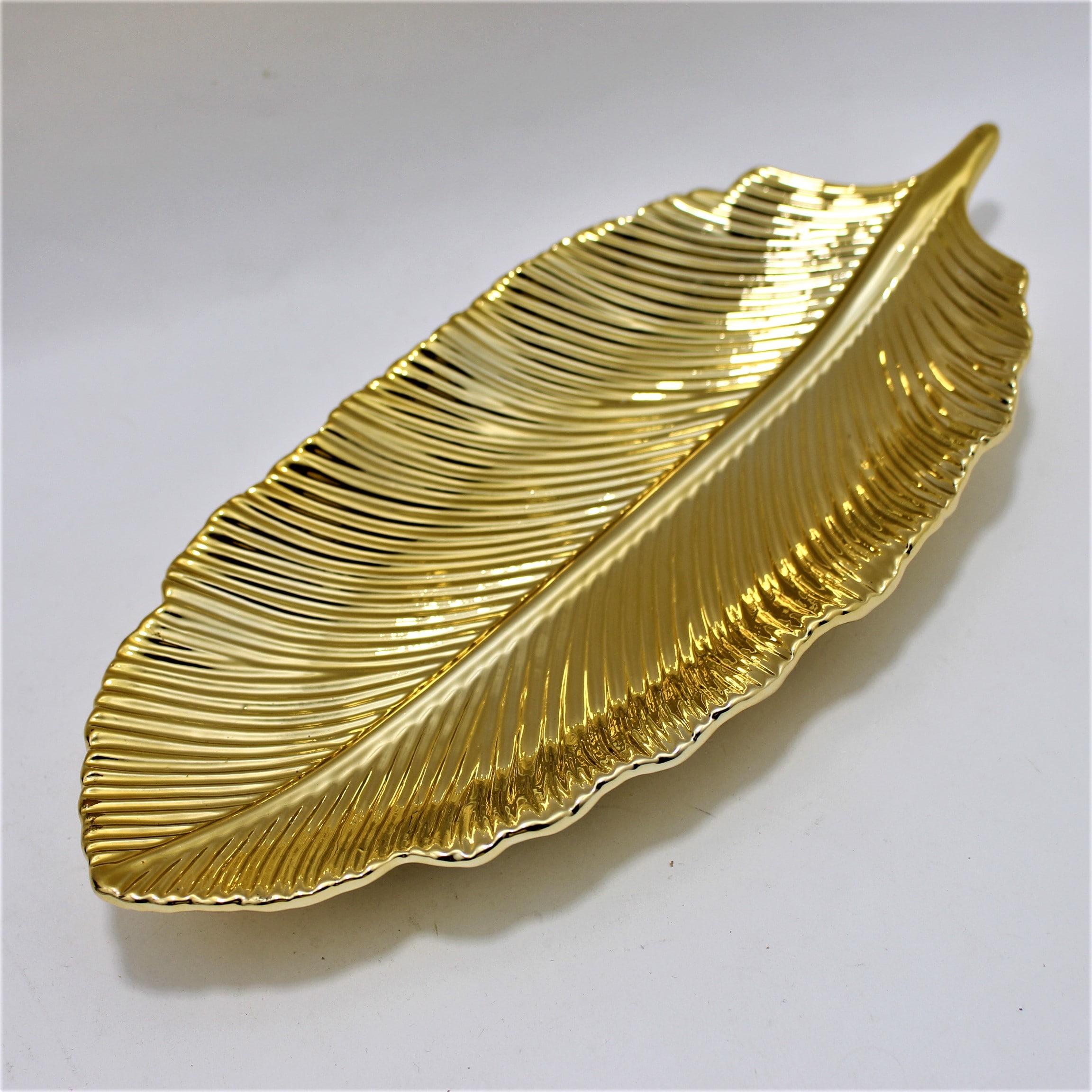 Frutera decorativa en forma de hoja