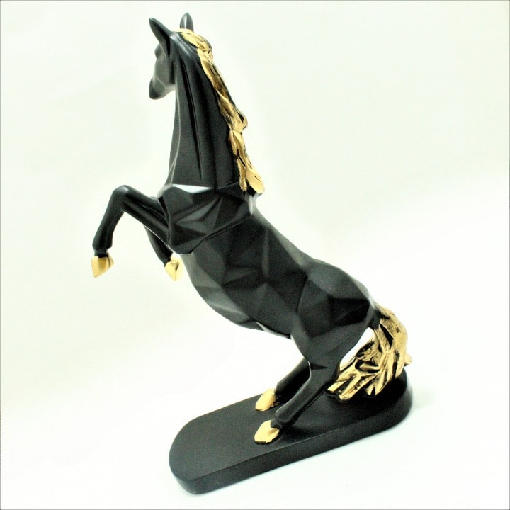 Caballo decorativo Negro con Dorado