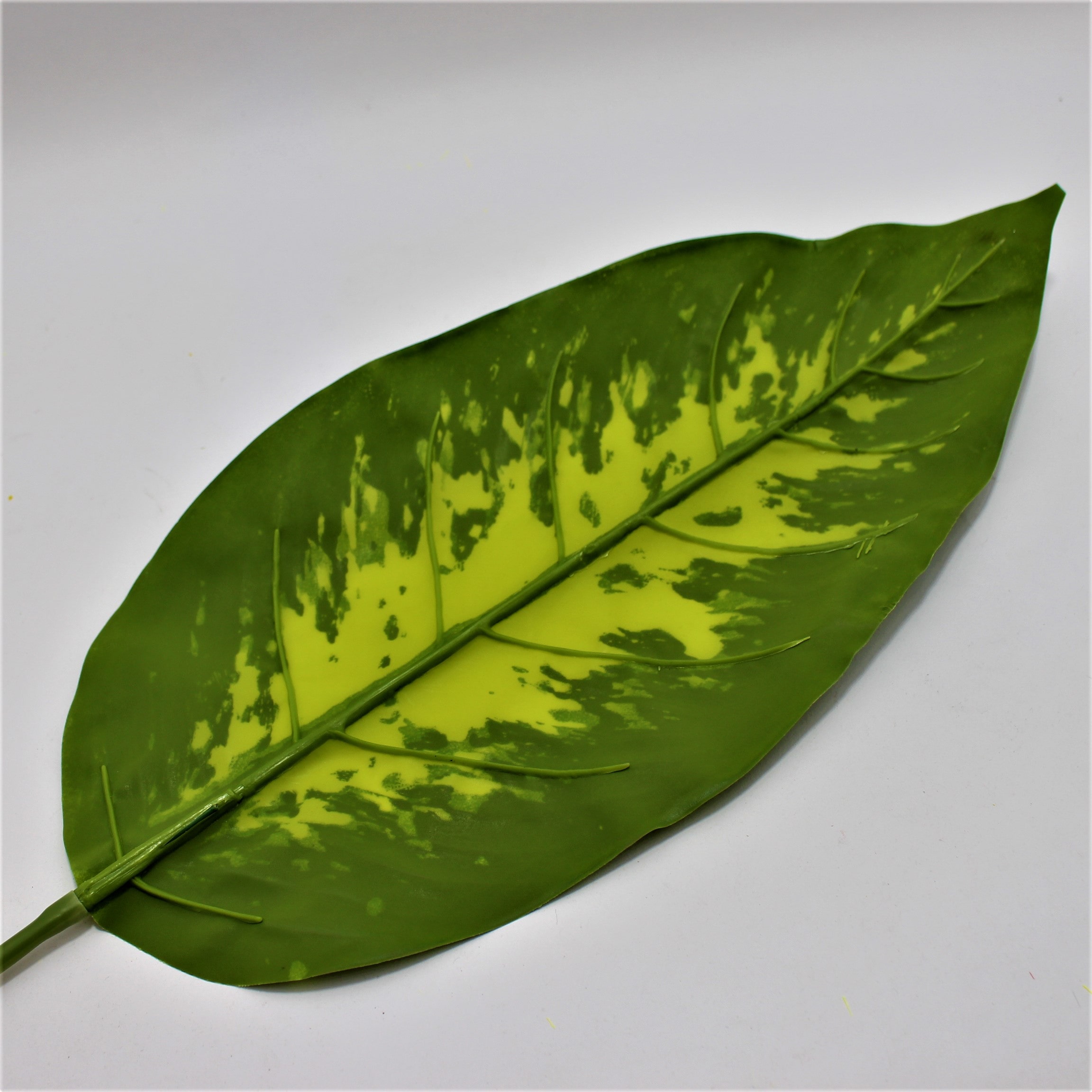 Hoja artificial de 66cm x19cm