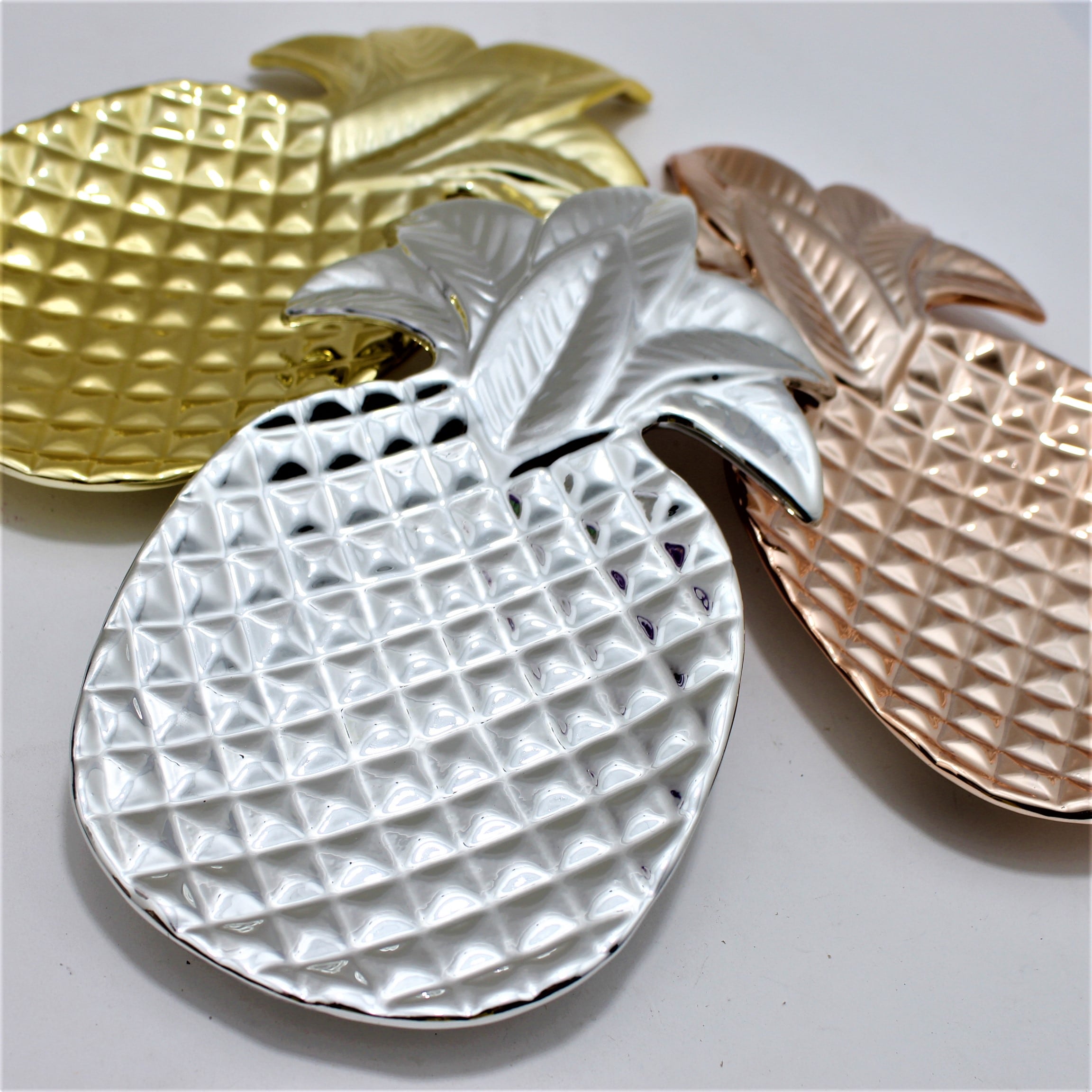 Frutera decorativa en forma de piña