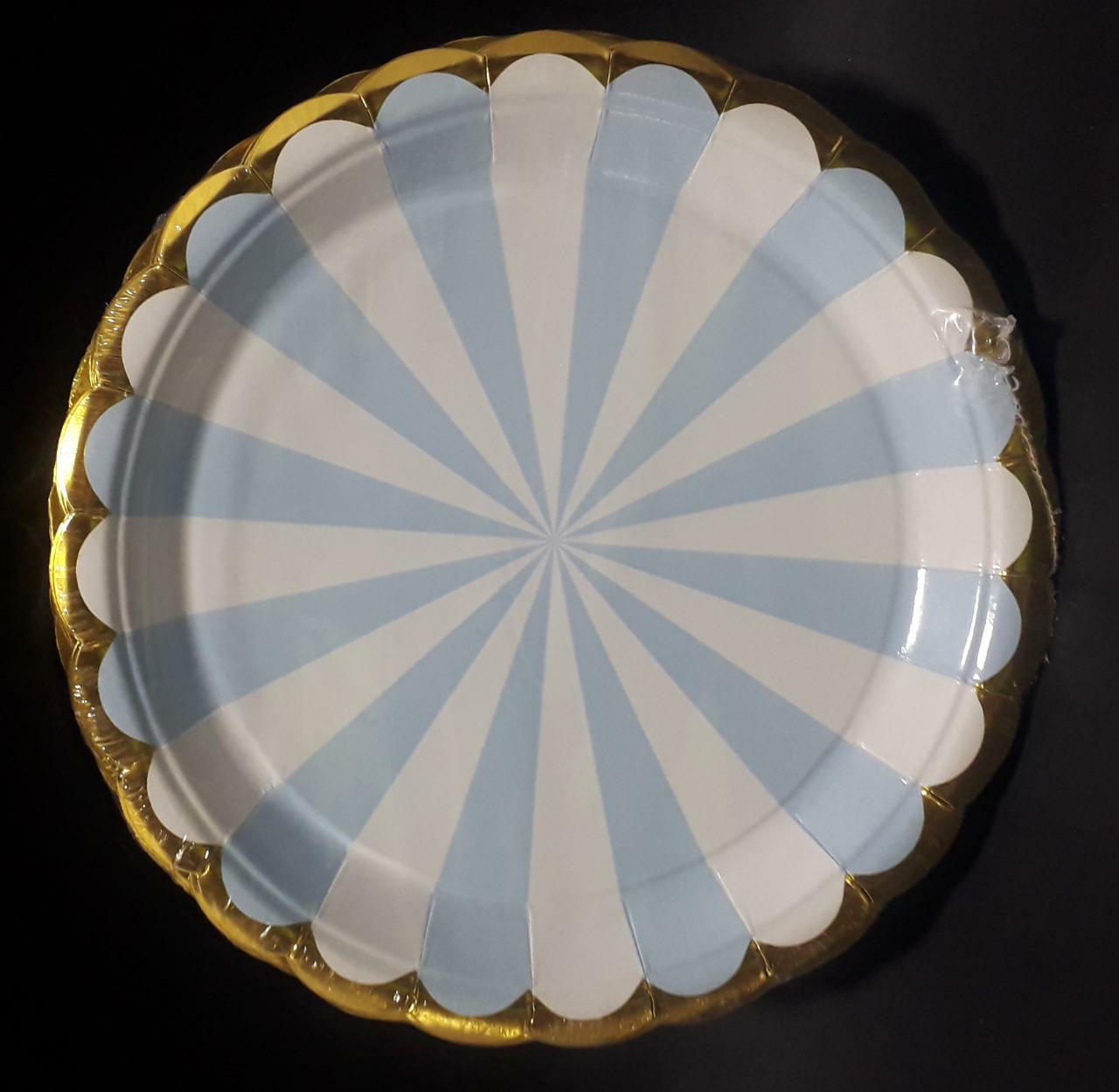 PLATO BLANCO Y AZUL  BORDE DORADOS 18CM