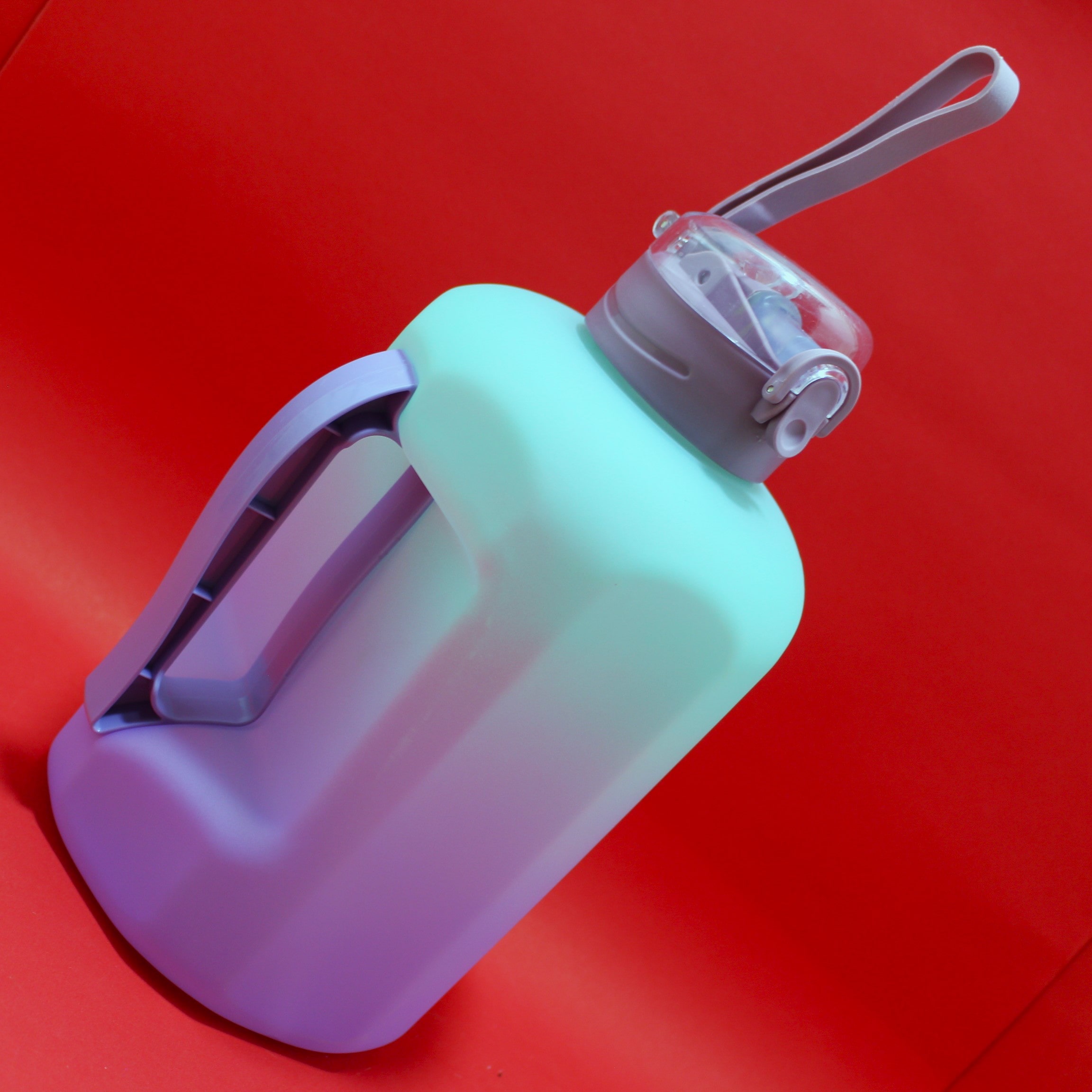 Miniatura 3 de Termo degrade 2L con agarradera Verde c