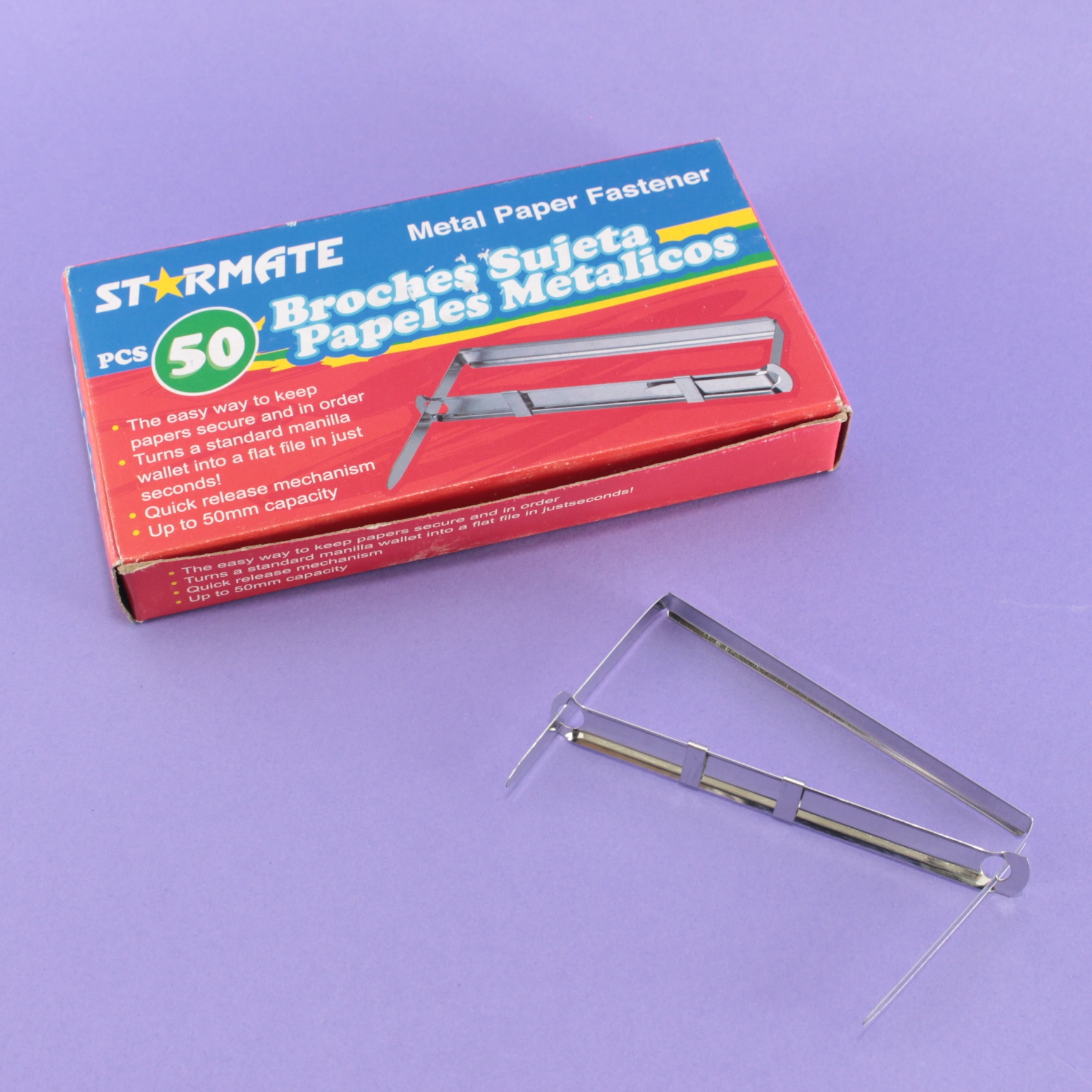 Gancho metálico para cartapacio