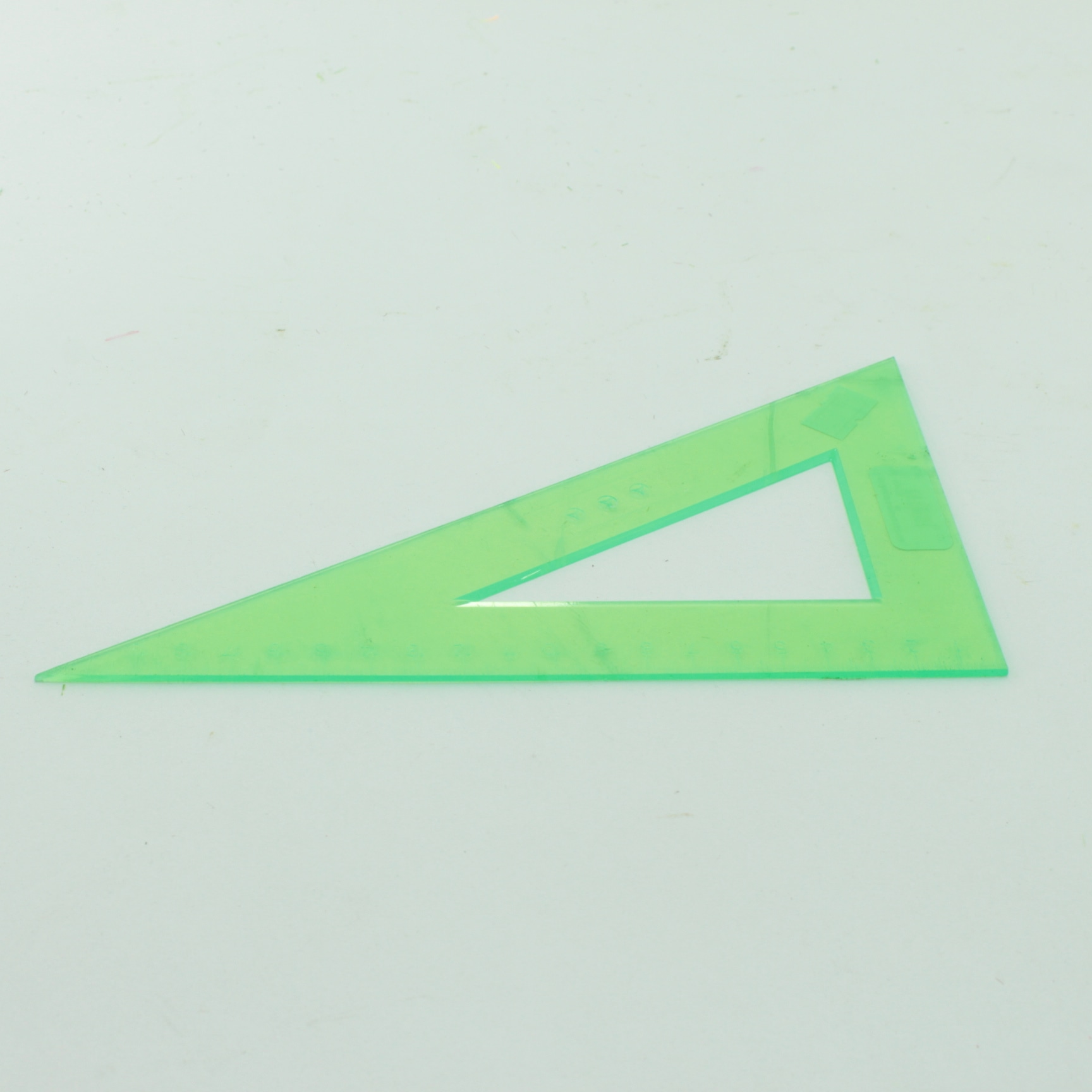 Escuadra de 60 eonomica