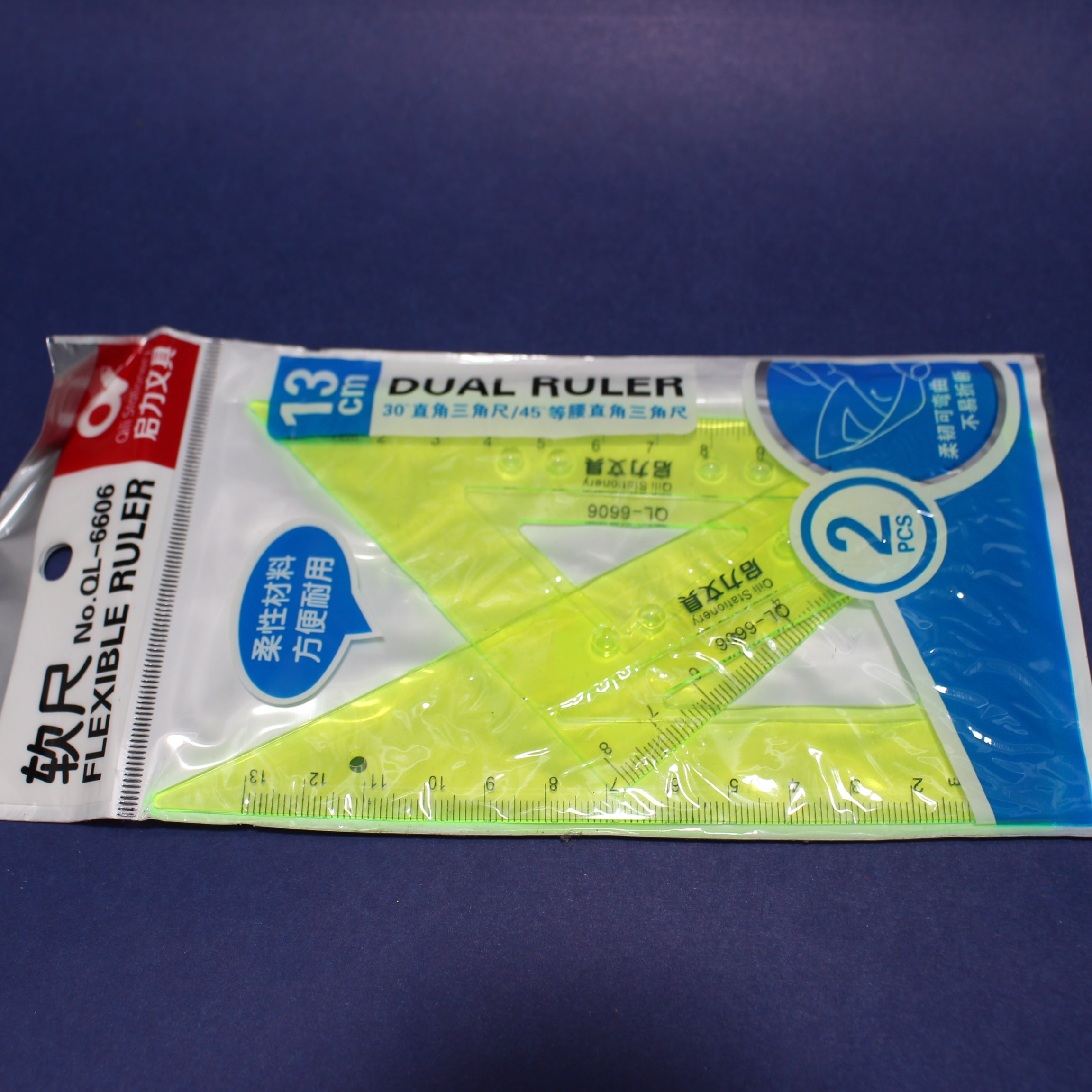 Miniatura 2 de SET ESCUADRAS X 2 PIEZAS COLORES 20*10*