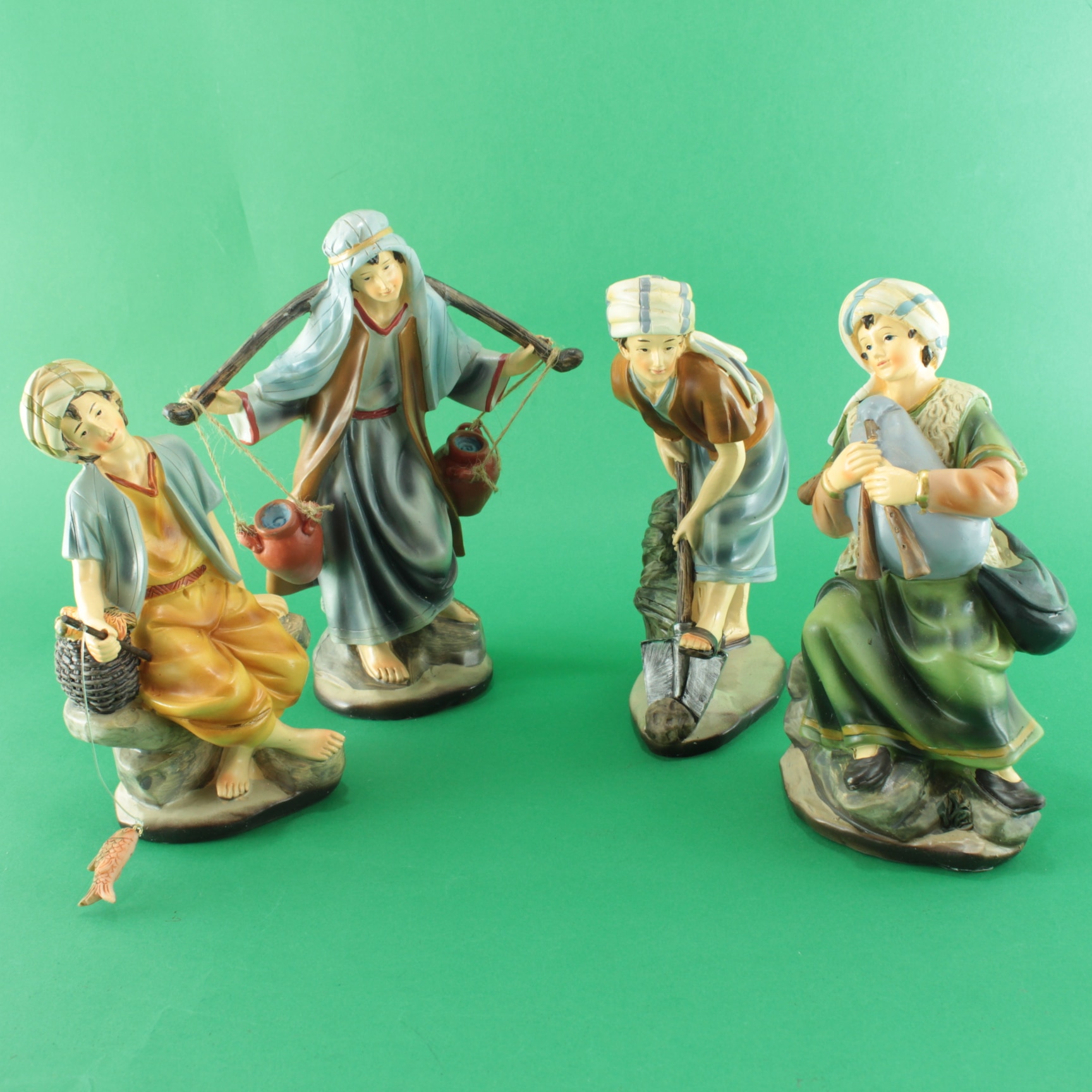 Aldeanos para pesebre de 8"