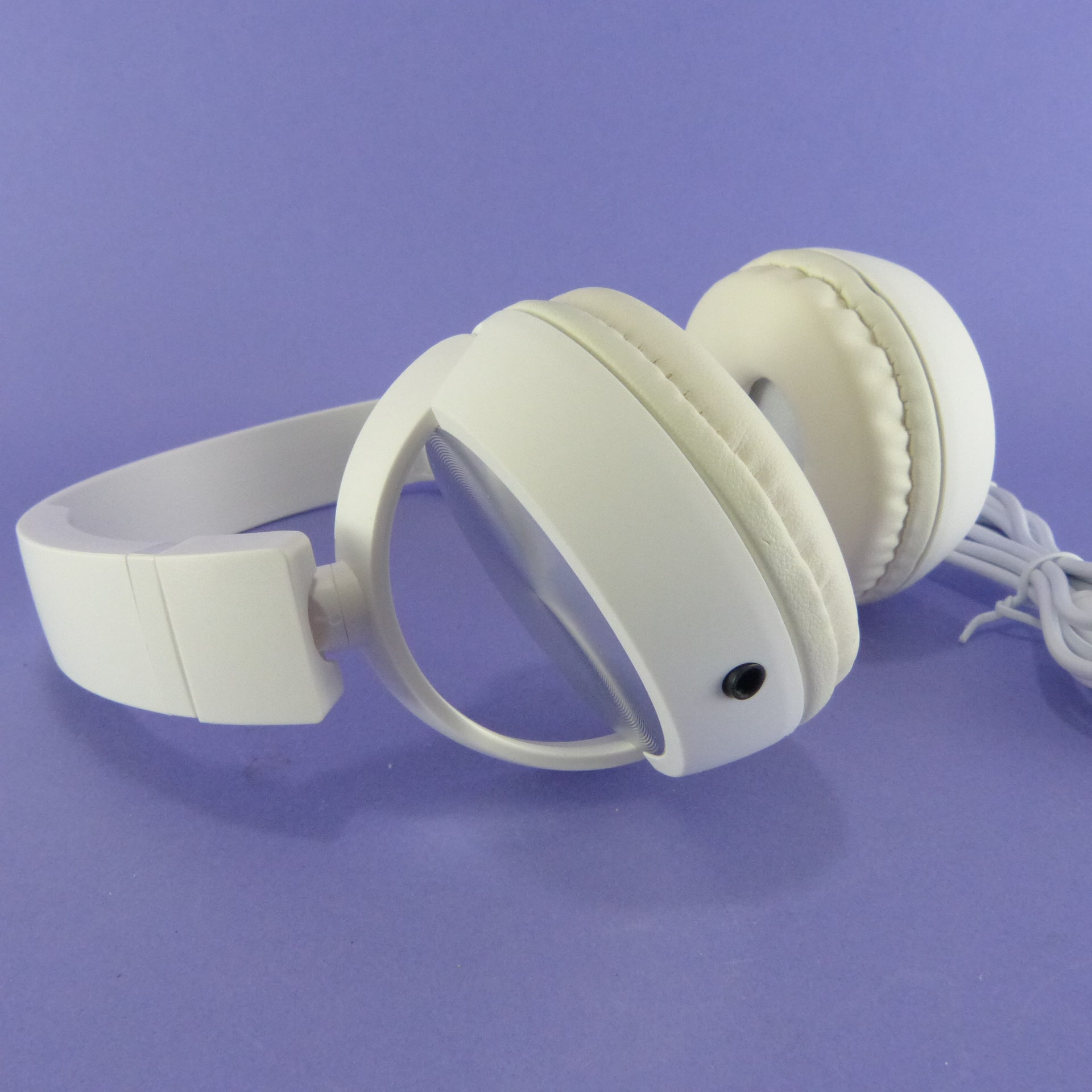 Miniatura 3 de Diadema alámbrica bass music