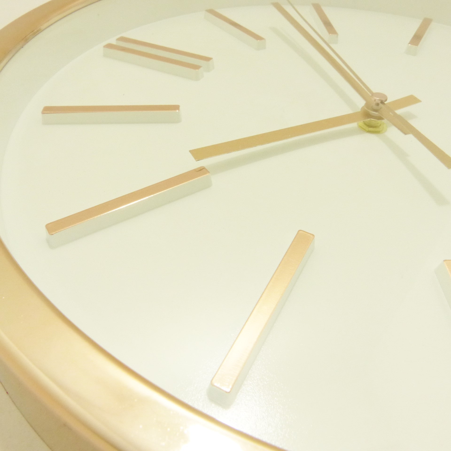 Reloj de pared redondo