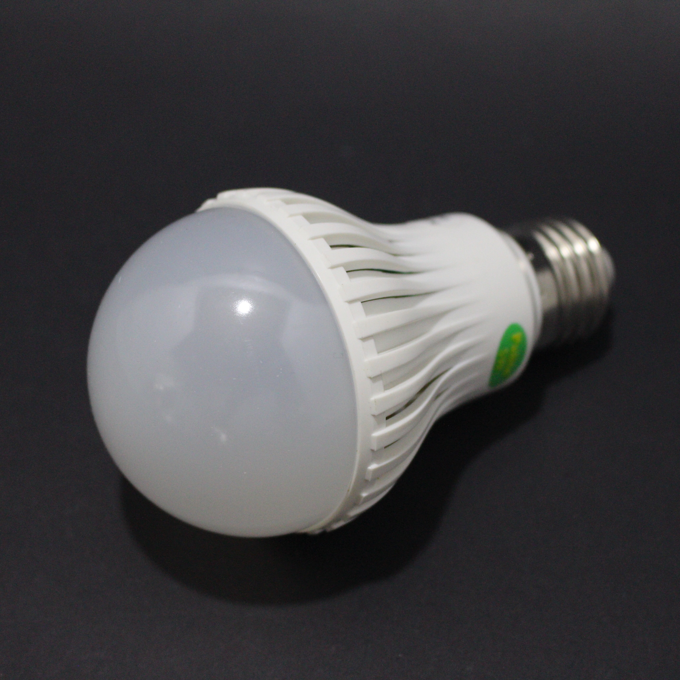 Miniatura 2 de BOMBILLO AHORRADOR LED 5W