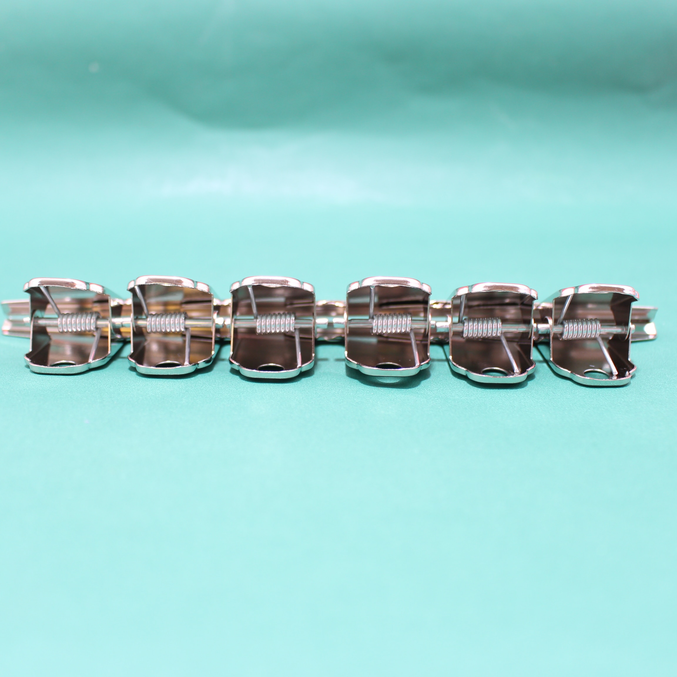 Miniatura 2 de Gancho pisa papel x6 de 50mm