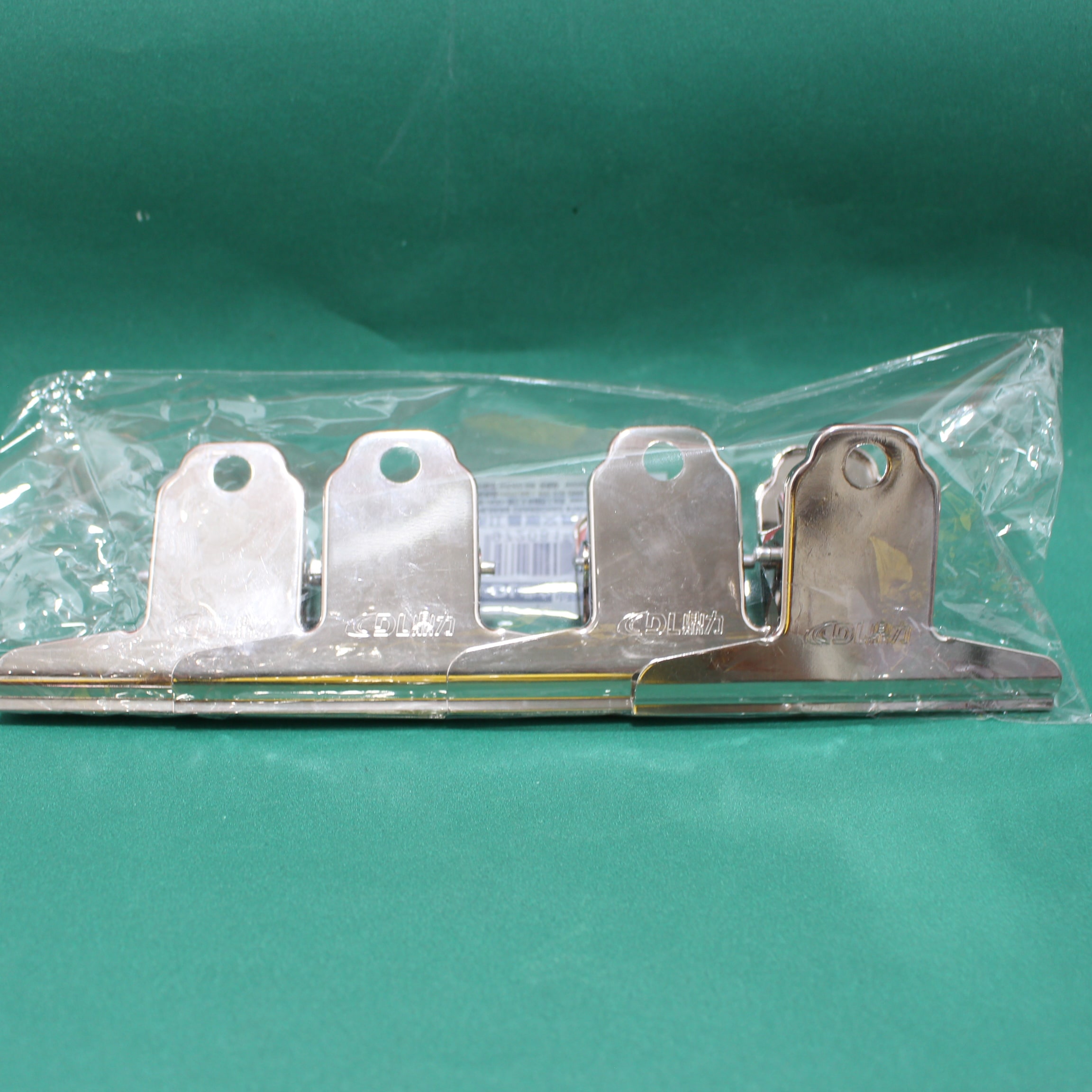 Miniatura 5 de Gancho pisa papel x4 de 75 mm