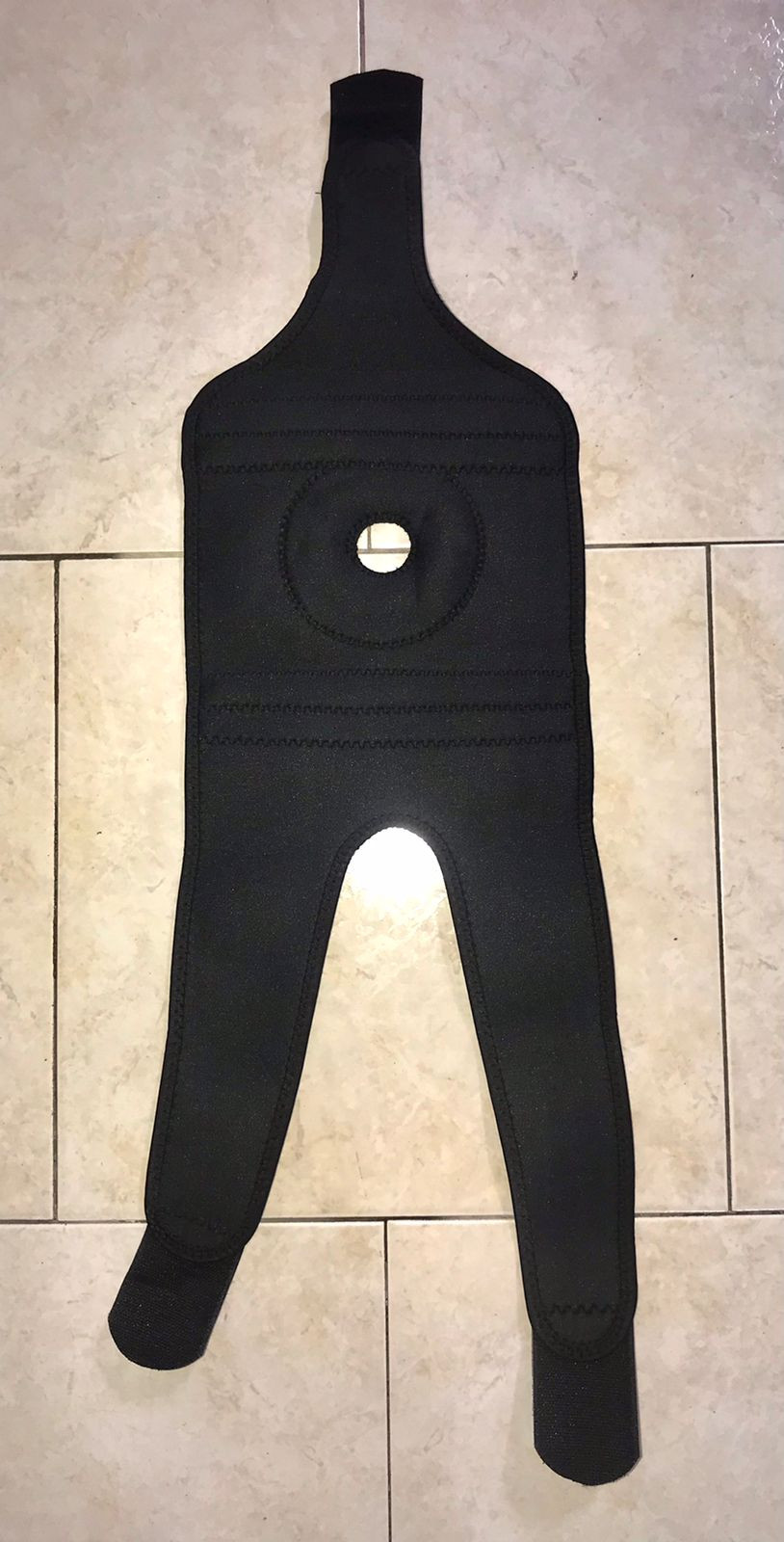 RODILLERA AJUSTABLE NEGRA