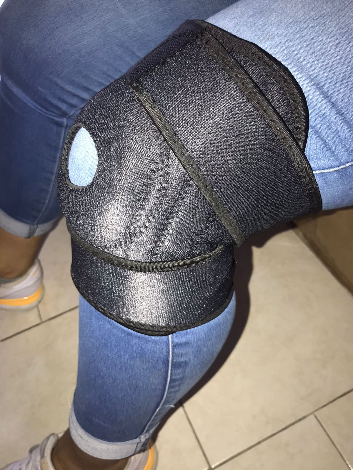 Miniatura 3 de RODILLERA AJUSTABLE NEGRA