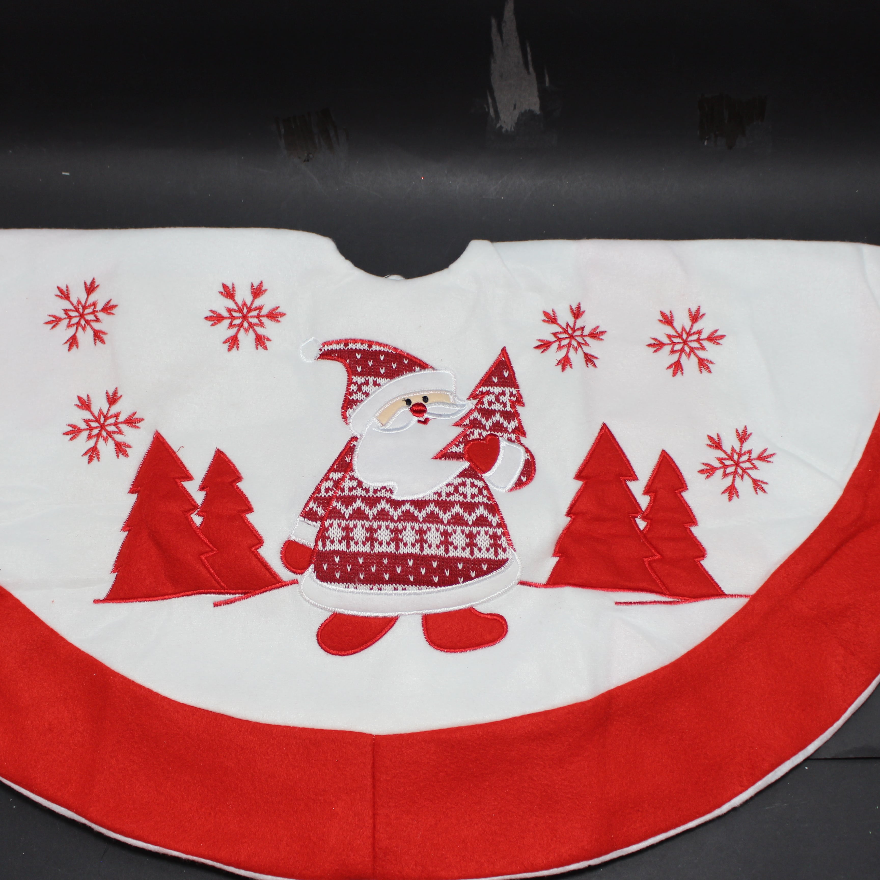 Pie de Arbol 90cm bordado