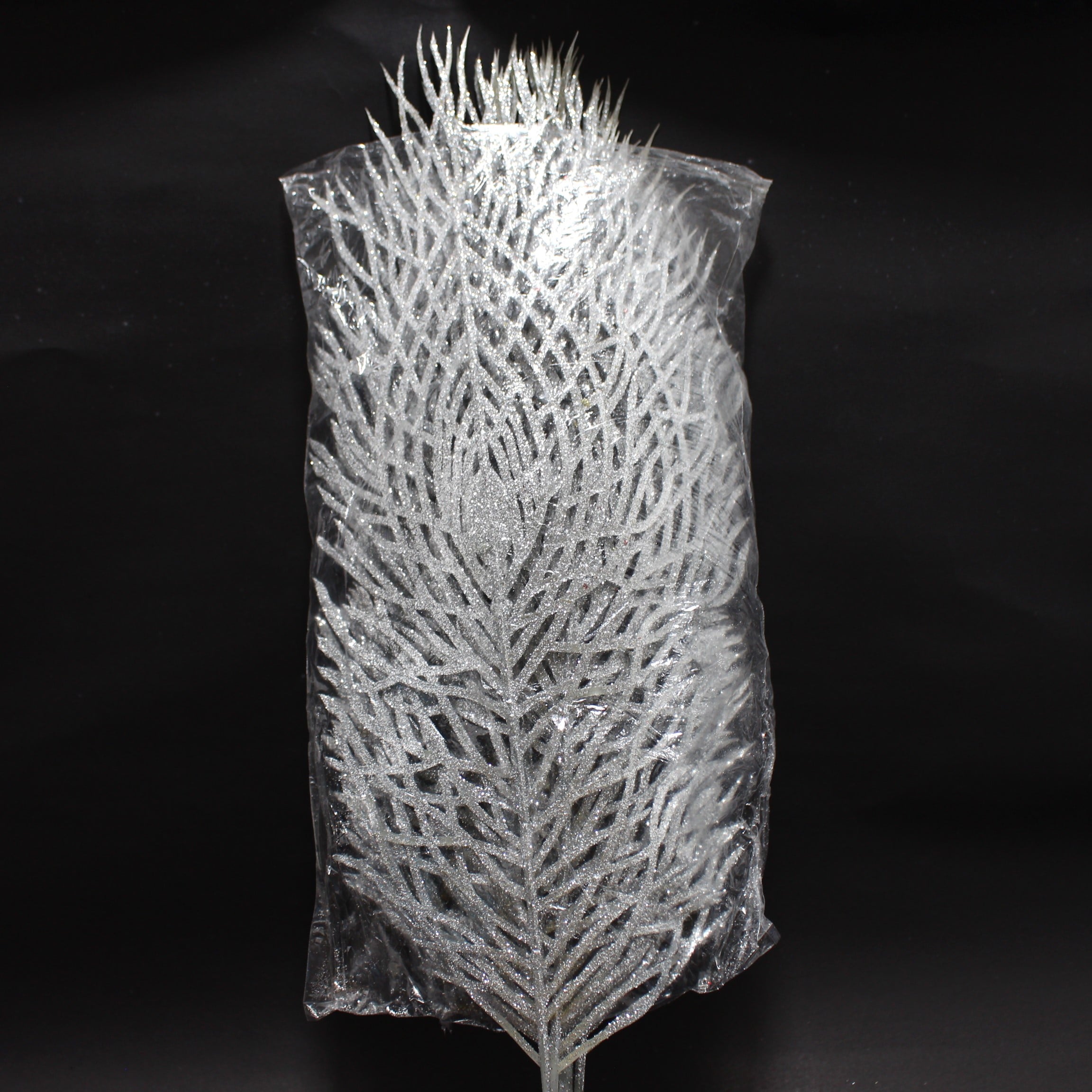 Pin Plateado flor navideña hoja espiga