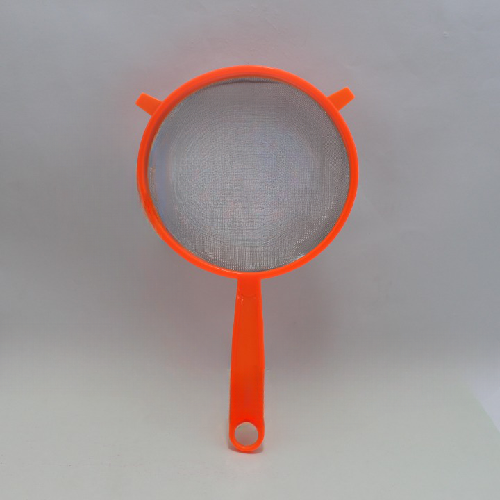 Colador plastico 18cm