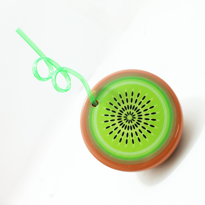 Miniatura 5 de Termo con pitillo en forma de Fruta