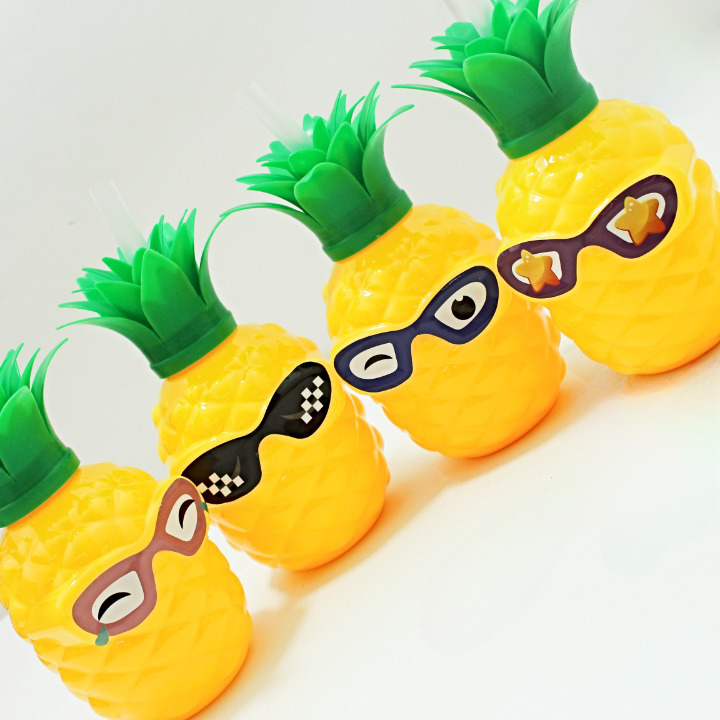 Miniatura 5 de Termo con pitillo en forma de piña con