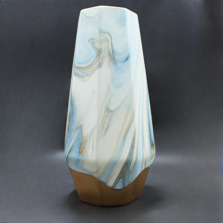 Jarrron decorativo Base dorada 27cm