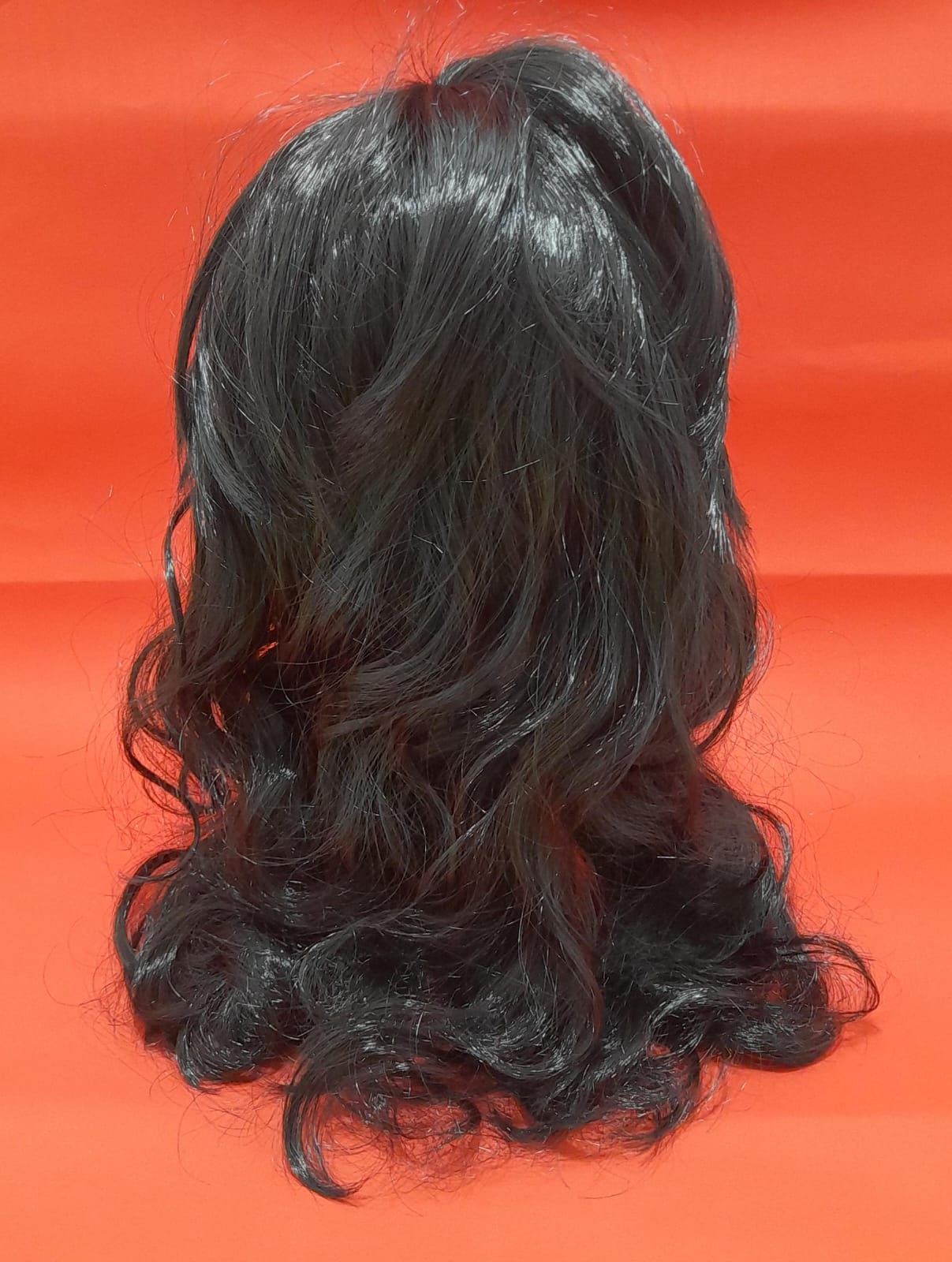 Miniatura 2 de PELUCA ONDULADA  NEGRA LARGA 45CM