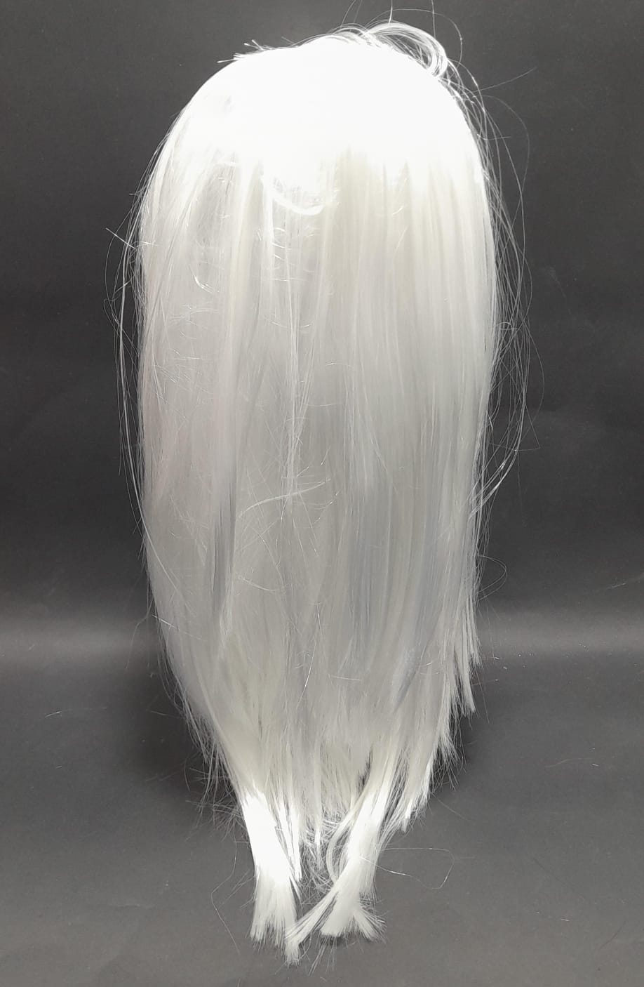 PELUCA LARGA LIZA CON FLEQUILLO BLANCA