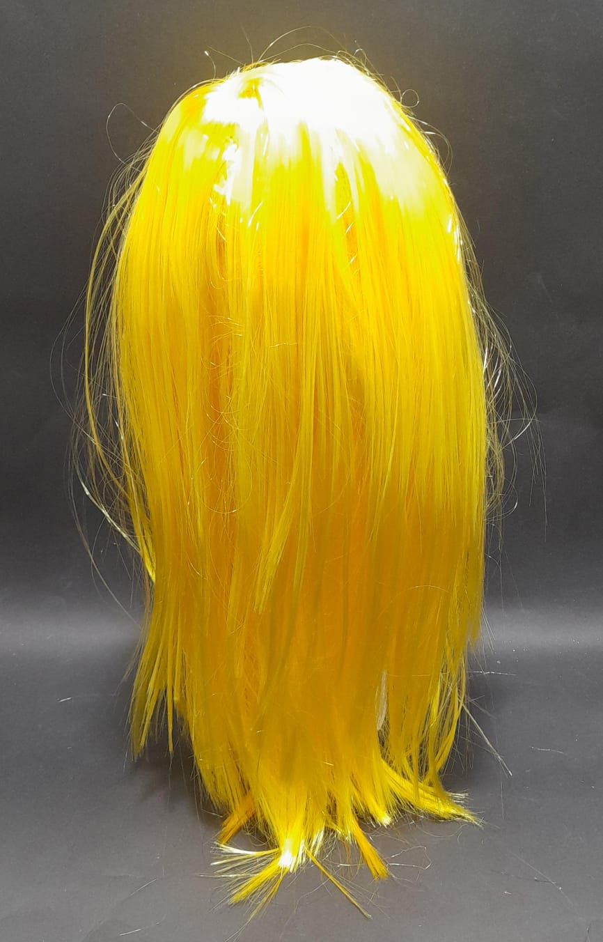PELUCA LARGA LIZA CON FLEQUILLO AMARILL
