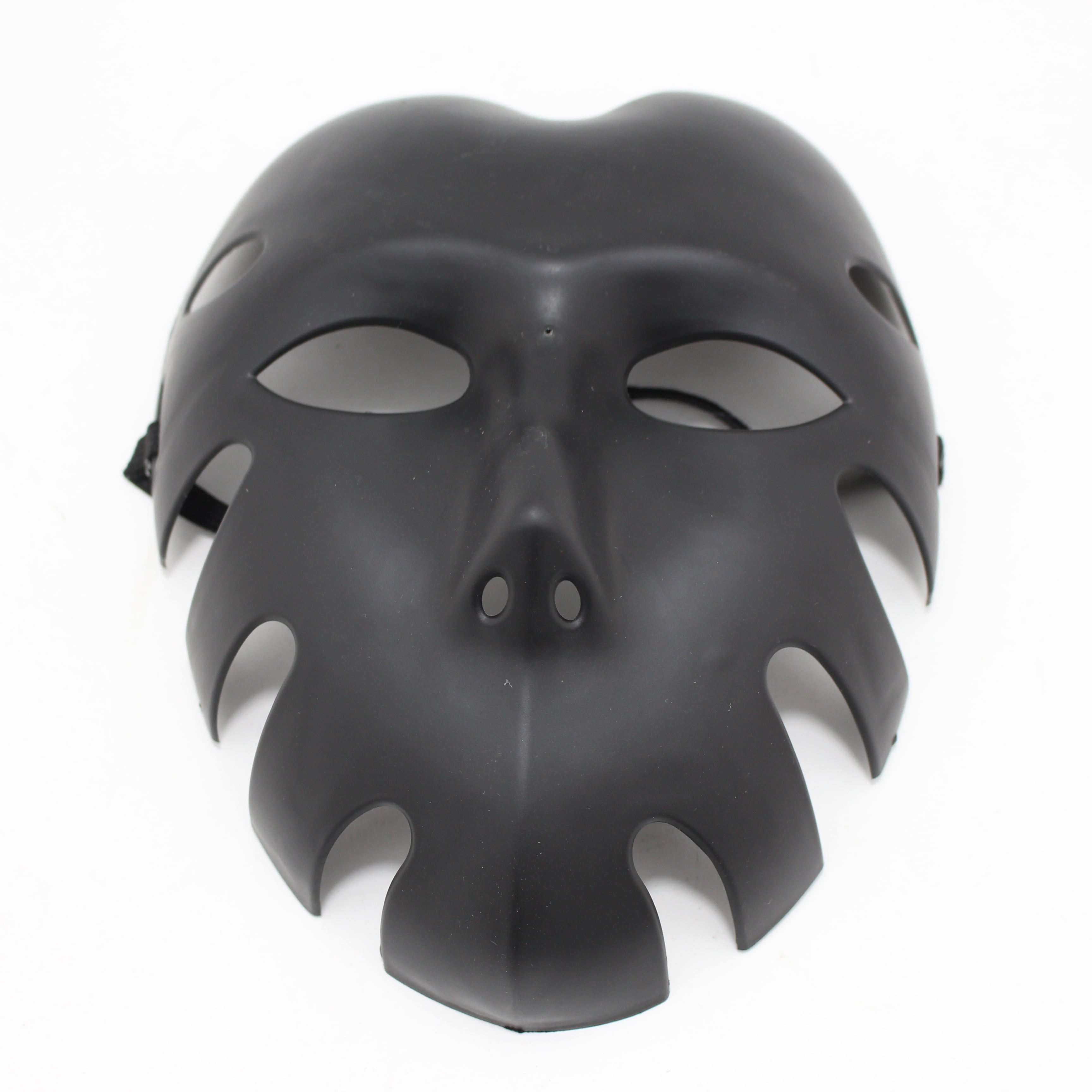 Mascara Negra rostro con huecos