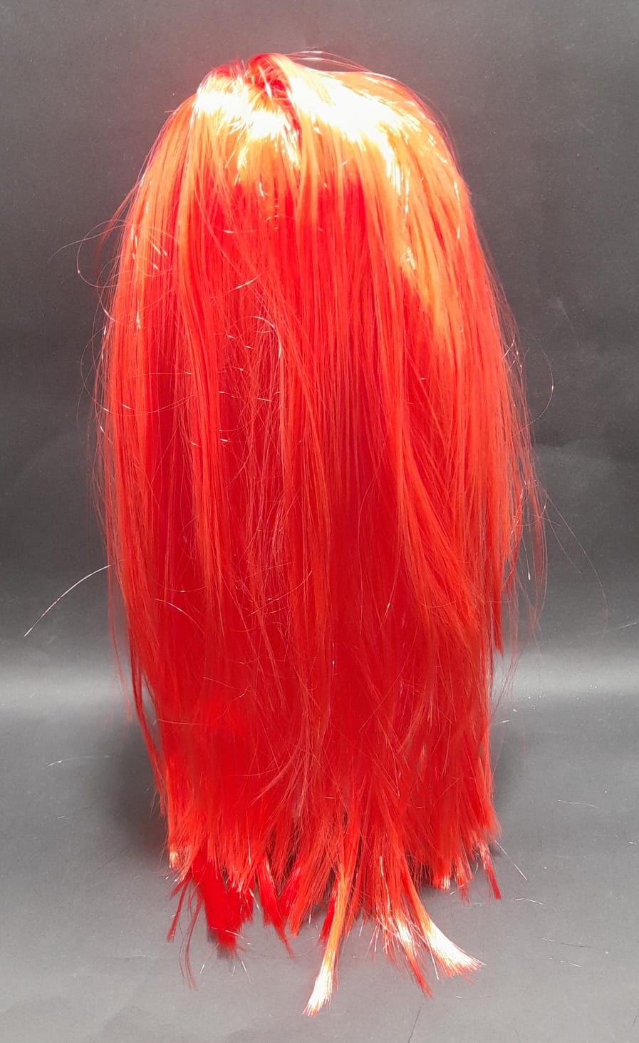 PELUCA LARGA LIZA CON FLEQUILLO  ROJA