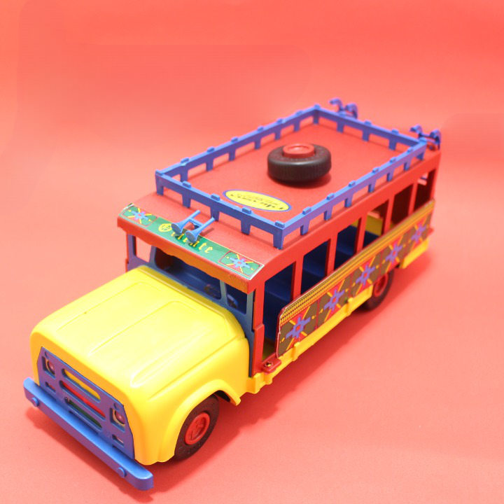 Miniatura 3 de CARRO CHIVA TIPICA PLASTICA