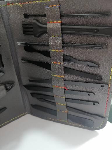 Miniatura 4 de Kit manicura de 16 piezas en acero