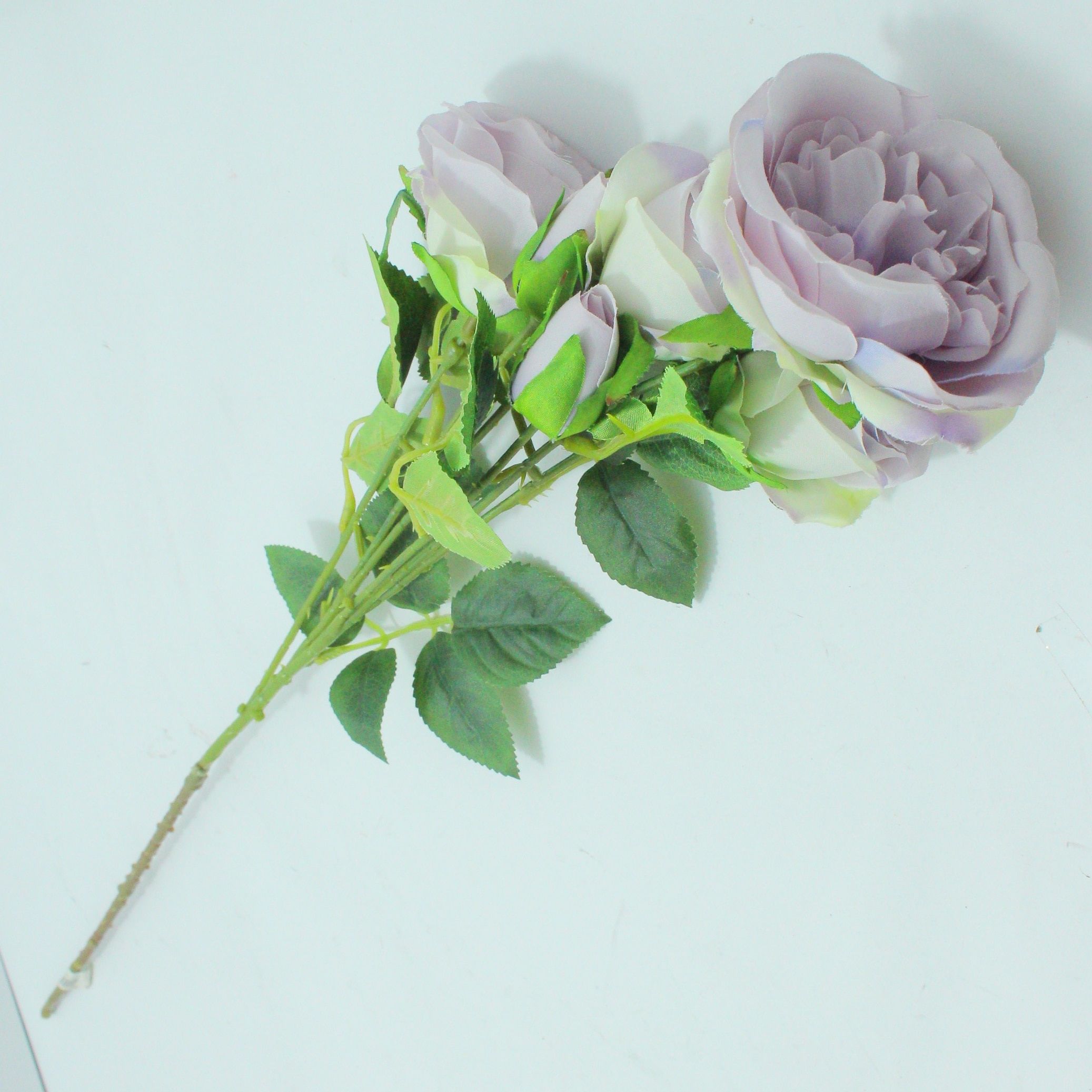 FLOR ARTIFICIAL COLOR MORADO