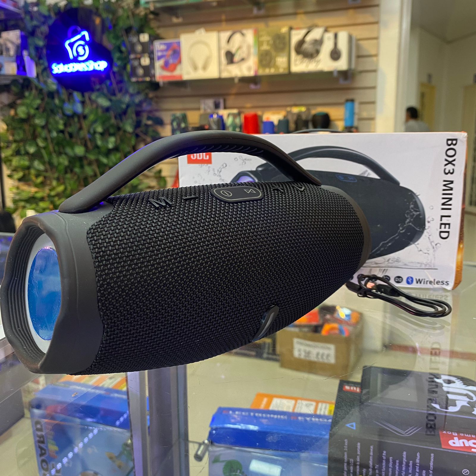 Miniatura 2 de Box3 Mini Led Altavoz Bluetooth