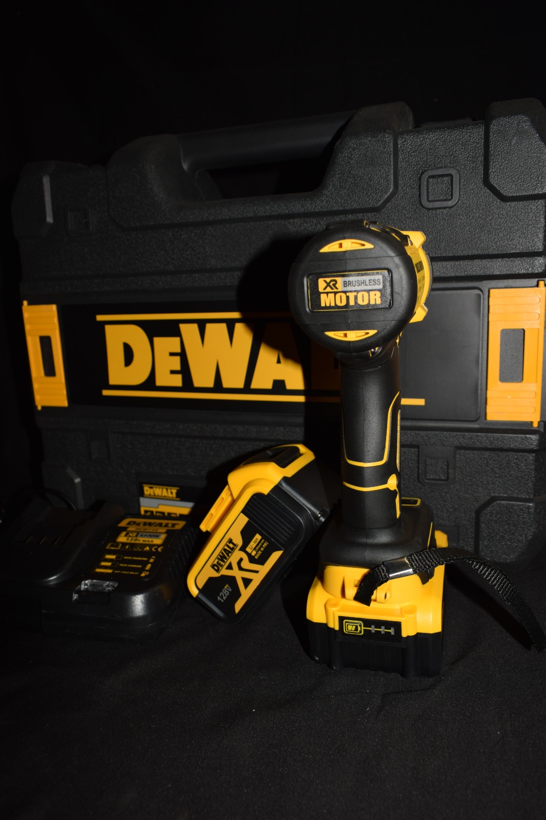 Pistola de Impacto DW 128v Con Mandril