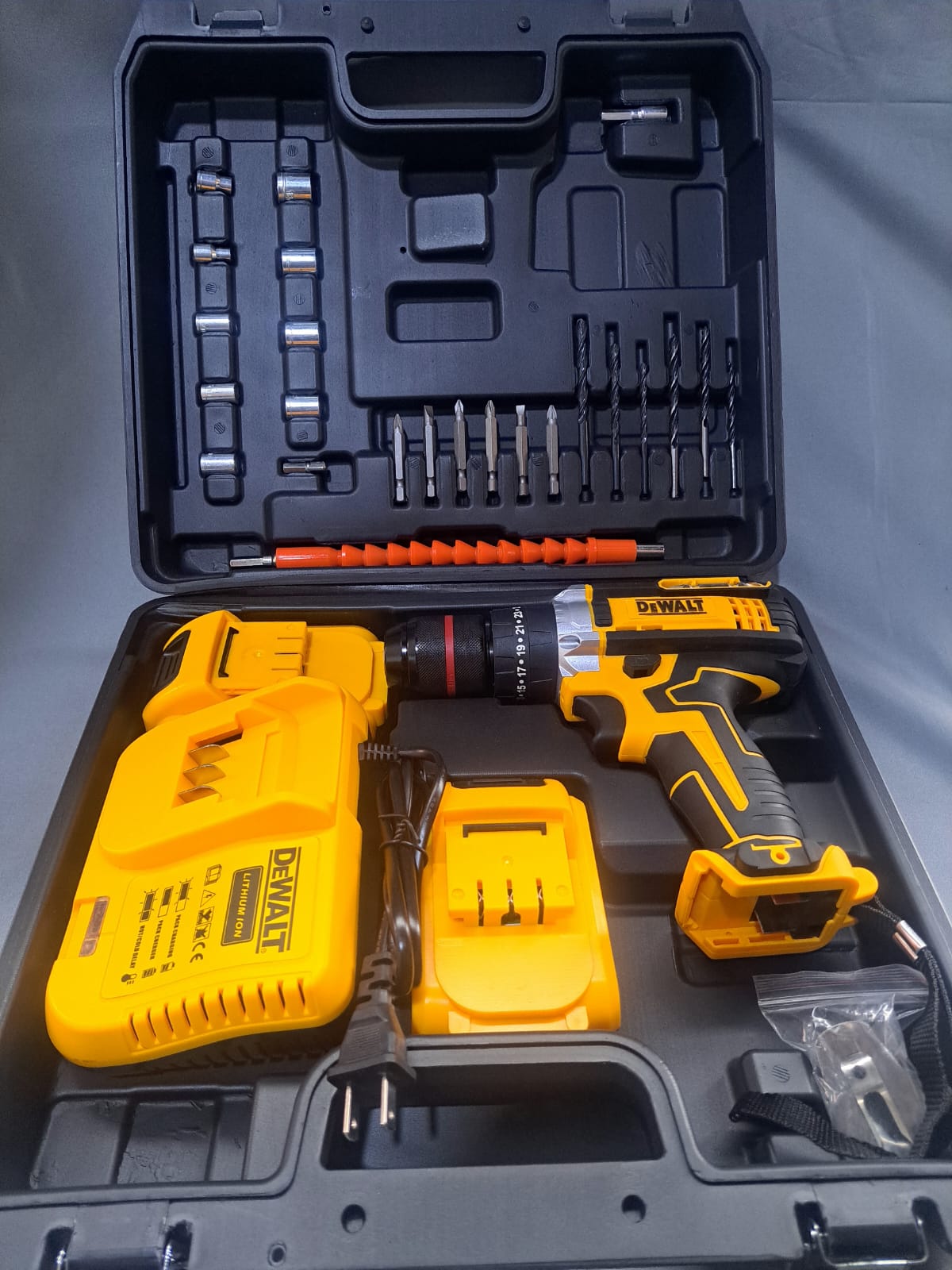 Miniatura 3 de Taladro Inalambrcio DW 36v M