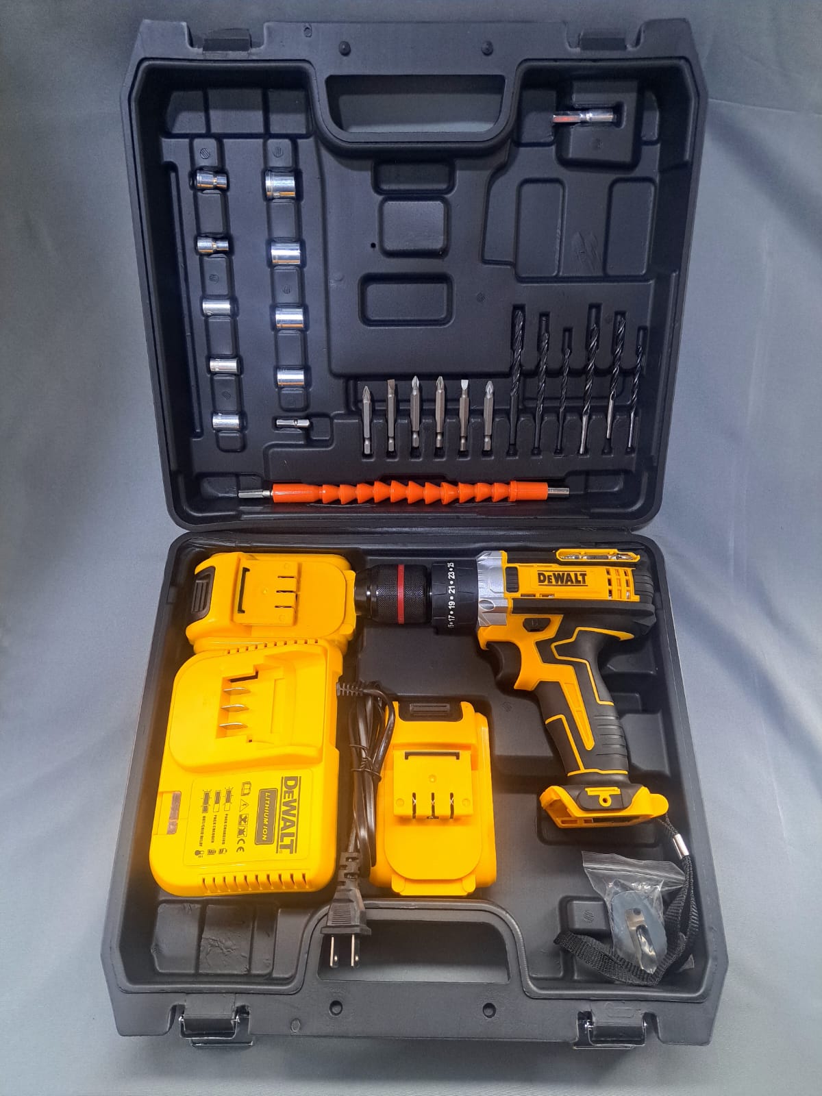 Miniatura 2 de Taladro Inalambrcio DW 36v M