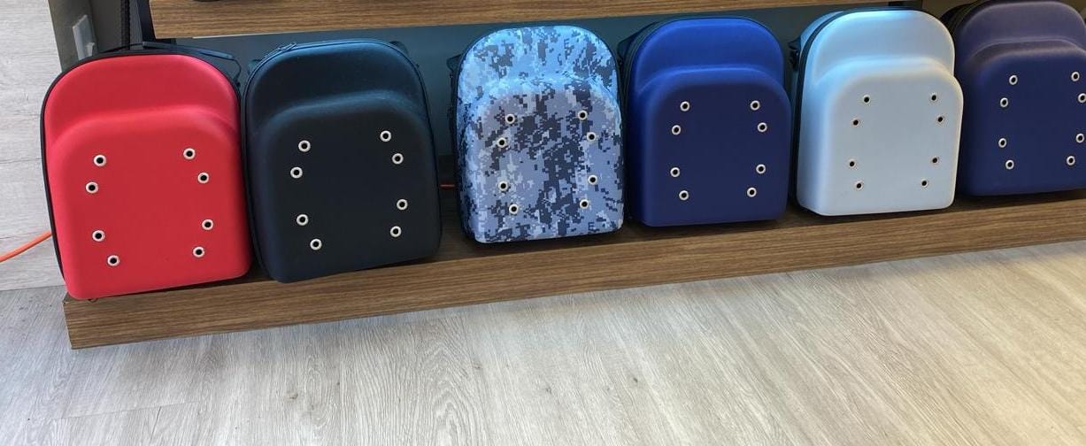 ESTUCHE DE GORRAS PARA VIAJE