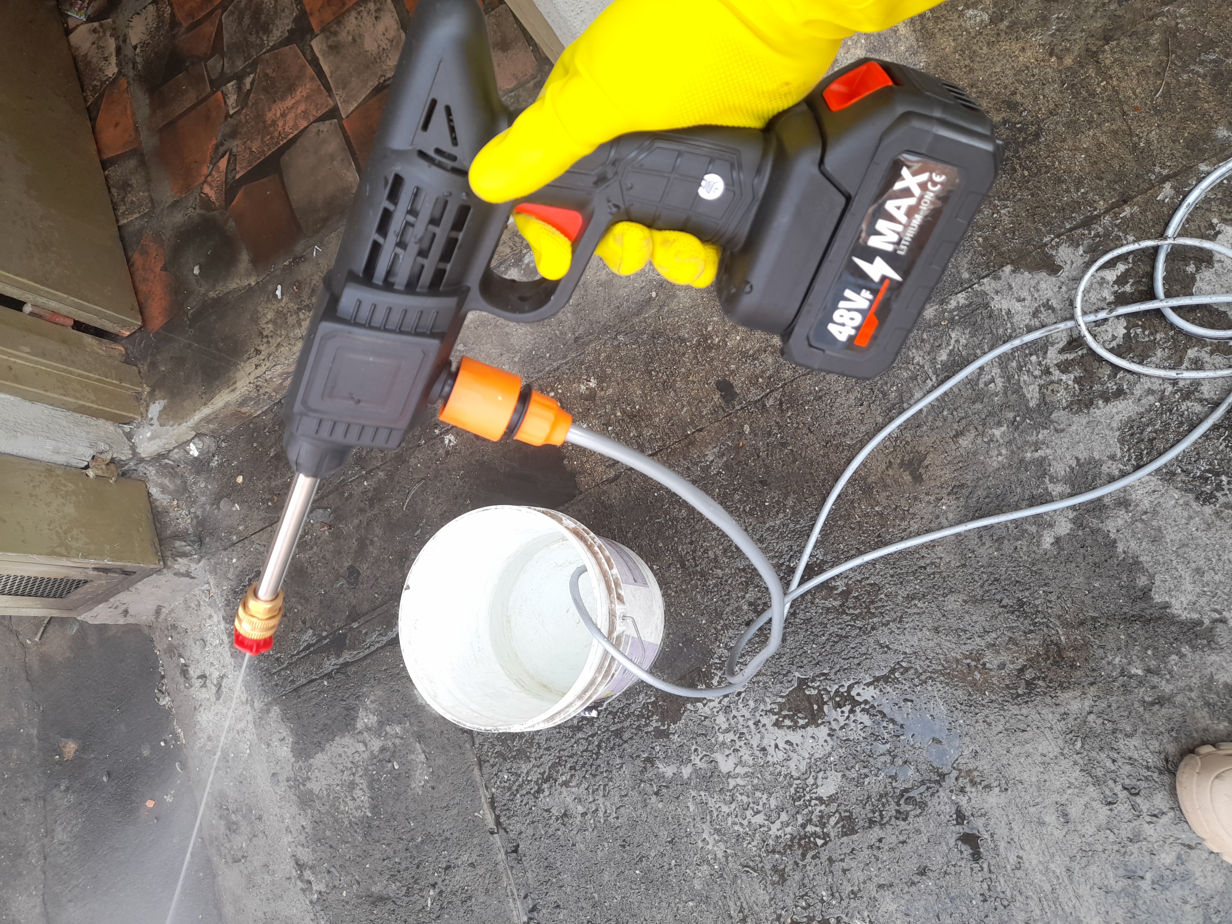 Miniatura 8 de HIDROLAVADORA RECARGABLE 2 BATERIAS