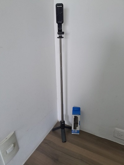 PALO SELFIE  Y  TRIPODE  73 cm JC 05