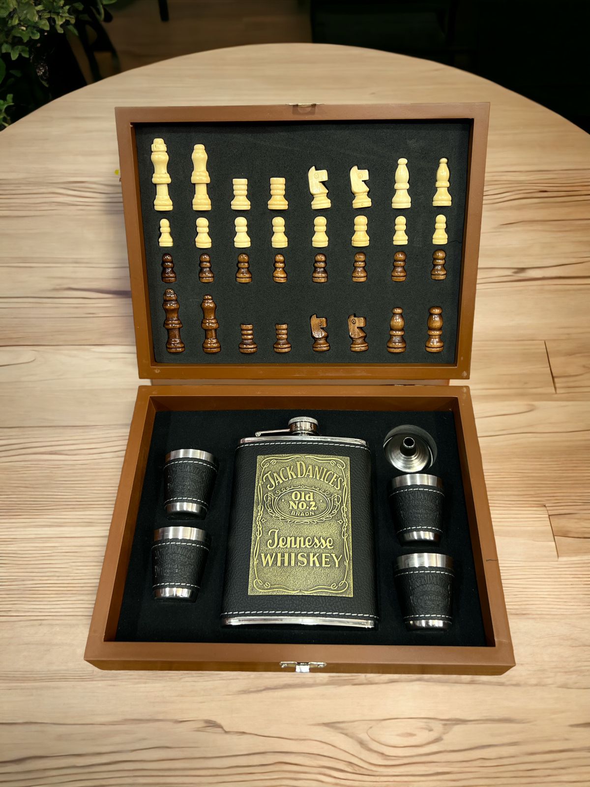 Licorera Wiskera De Lujo Set Madera 8oz