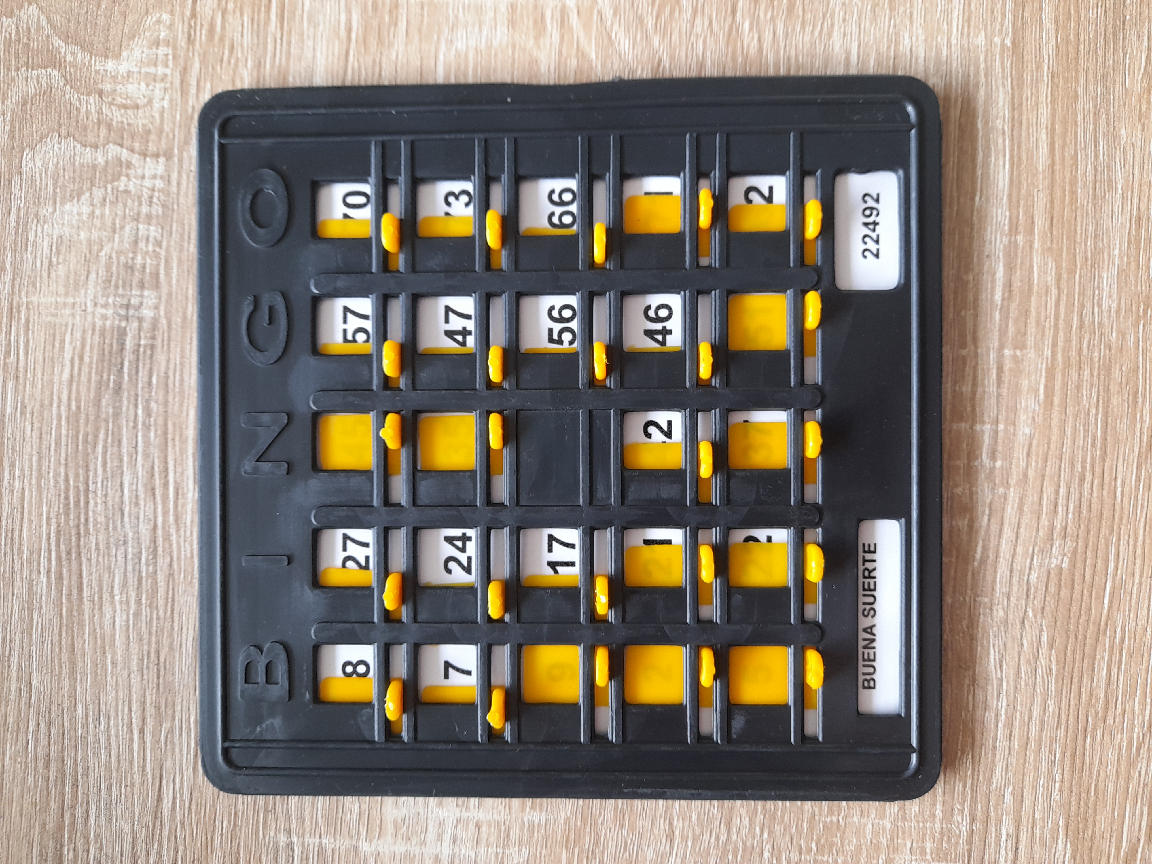 TABLAS PLASTICAS PARA BINGO X 10 UND