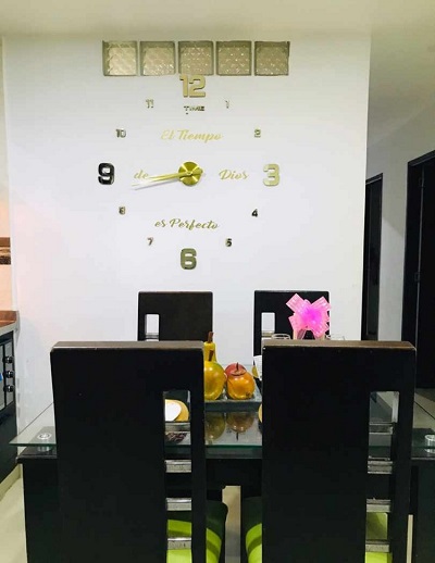 Miniatura 2 de RELOJ 3D100X100CM+FRASE EN VINILO DORADO