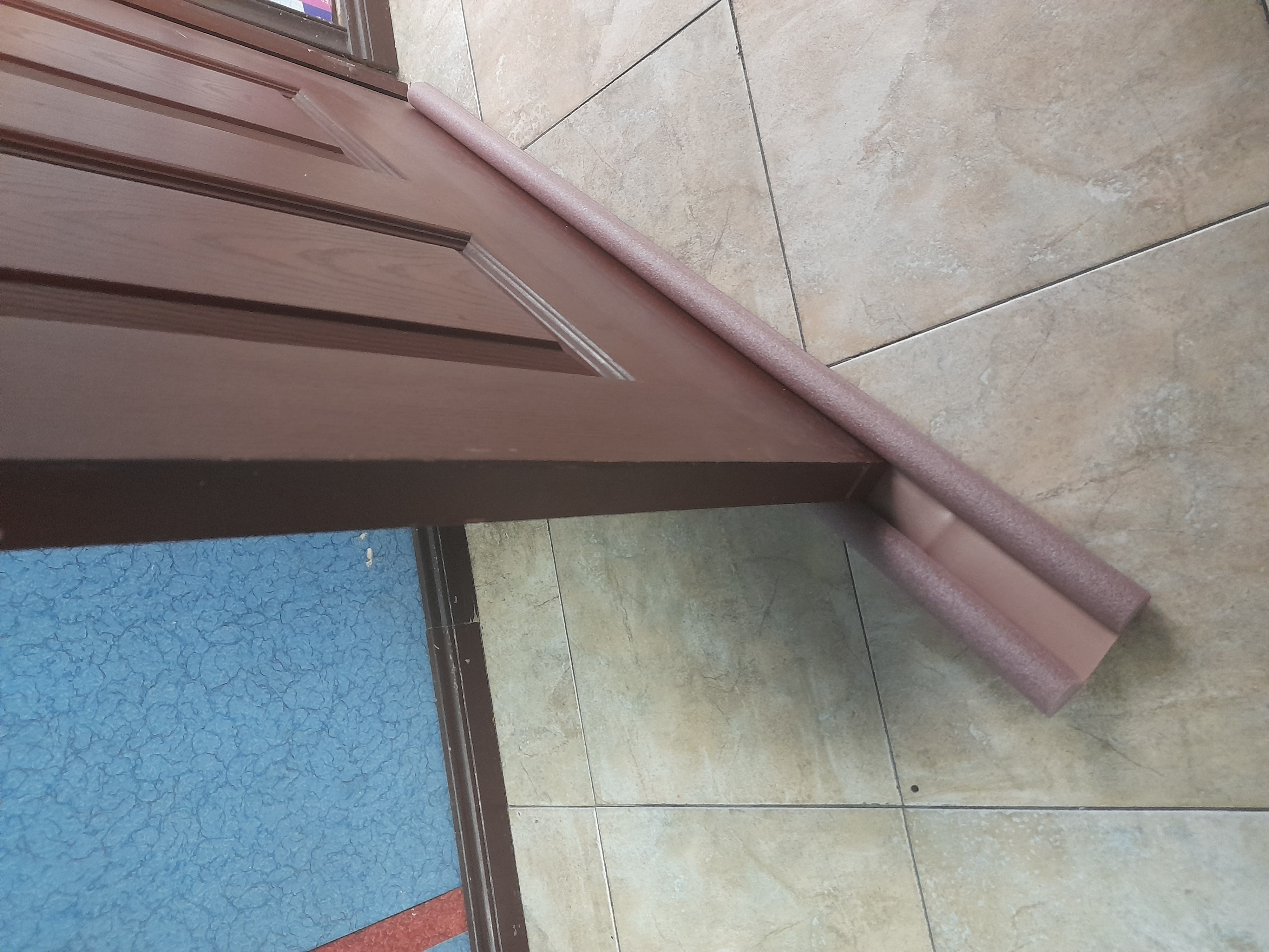 Miniatura 5 de TOPE PUERTA ESPUMA 93 CM CAFE