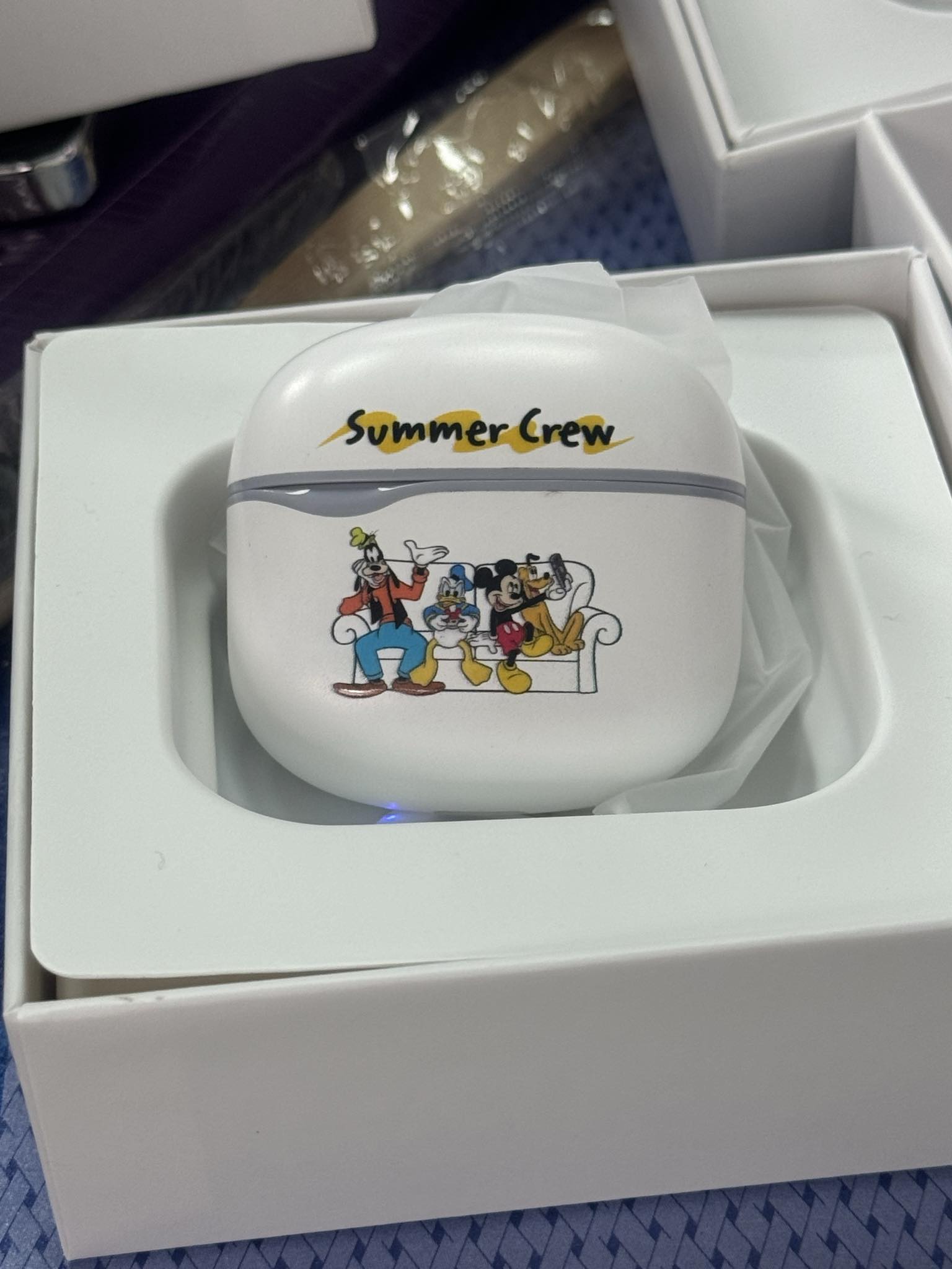 Vista 2 de Audifonos Disney J-11 - DISEÑO: MIKEY