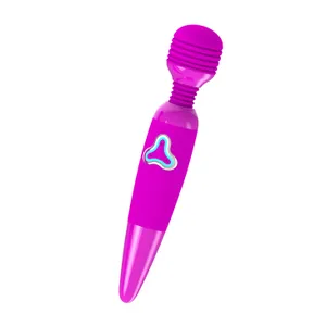 Masturbador Ultimate Wand Fucsia BW 😈